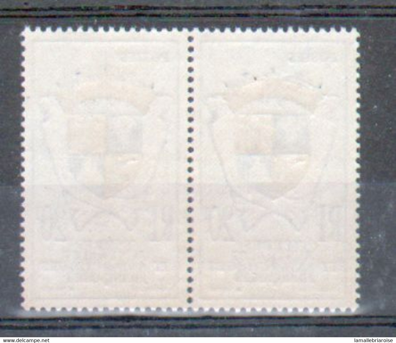 Y & T N°15**, MNH, En Paire, Heraldique - Nuovi