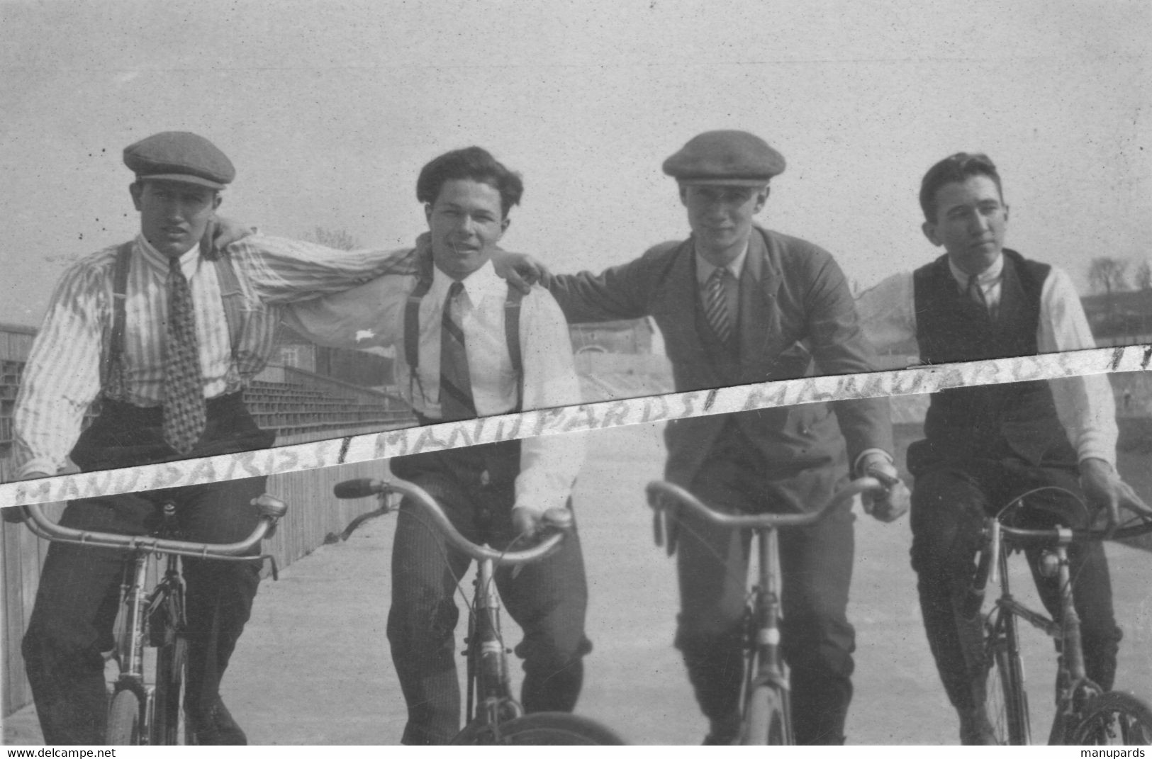 54 VANDOEUVRE LES NANCY / PHOTO / 1924 / VELODROME DU MONTET - Vandoeuvre Les Nancy