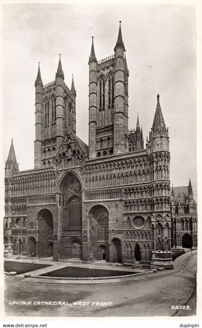 Lincoln Cathedral  West Front - Lincoln