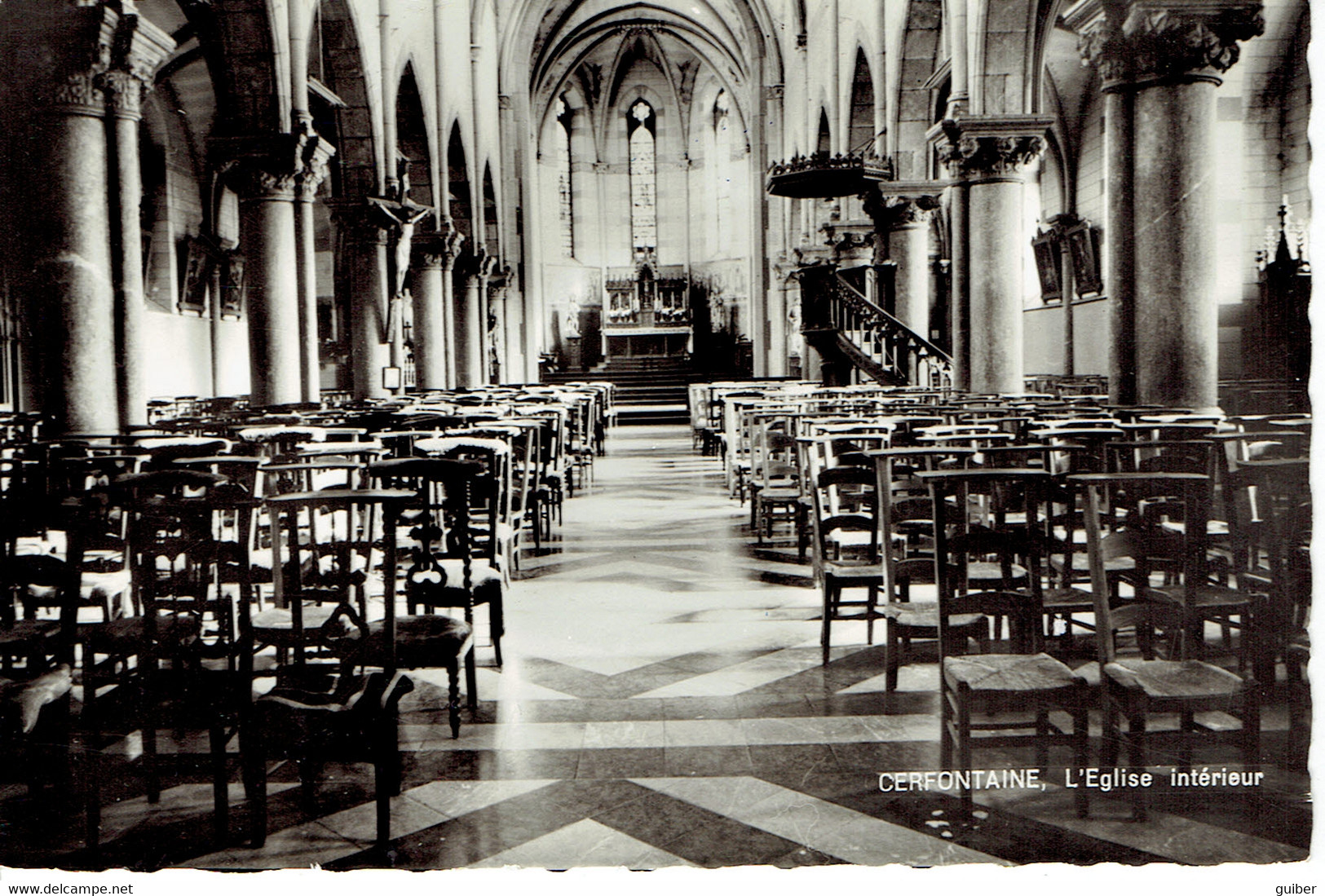 Cerfontaine L'église Intérieur - Cerfontaine