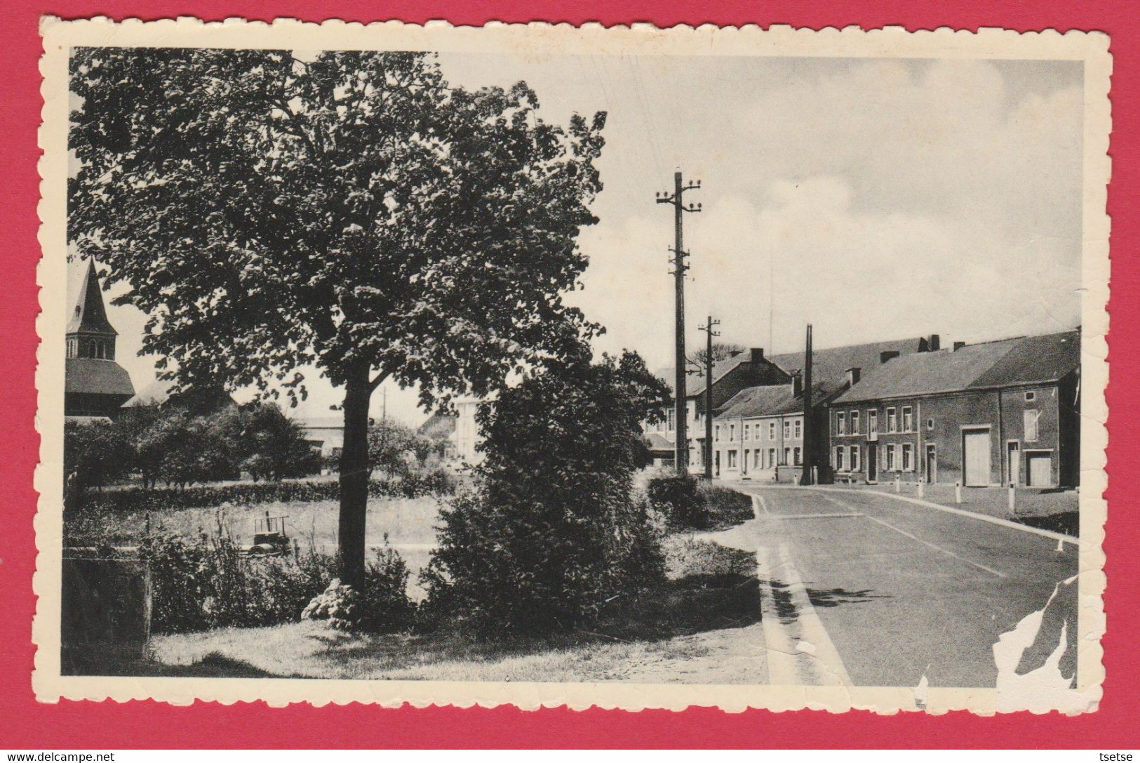 Cul-des-Sarts - Entrée Du Village ( Voir Verso ) - Cul-des-Sarts