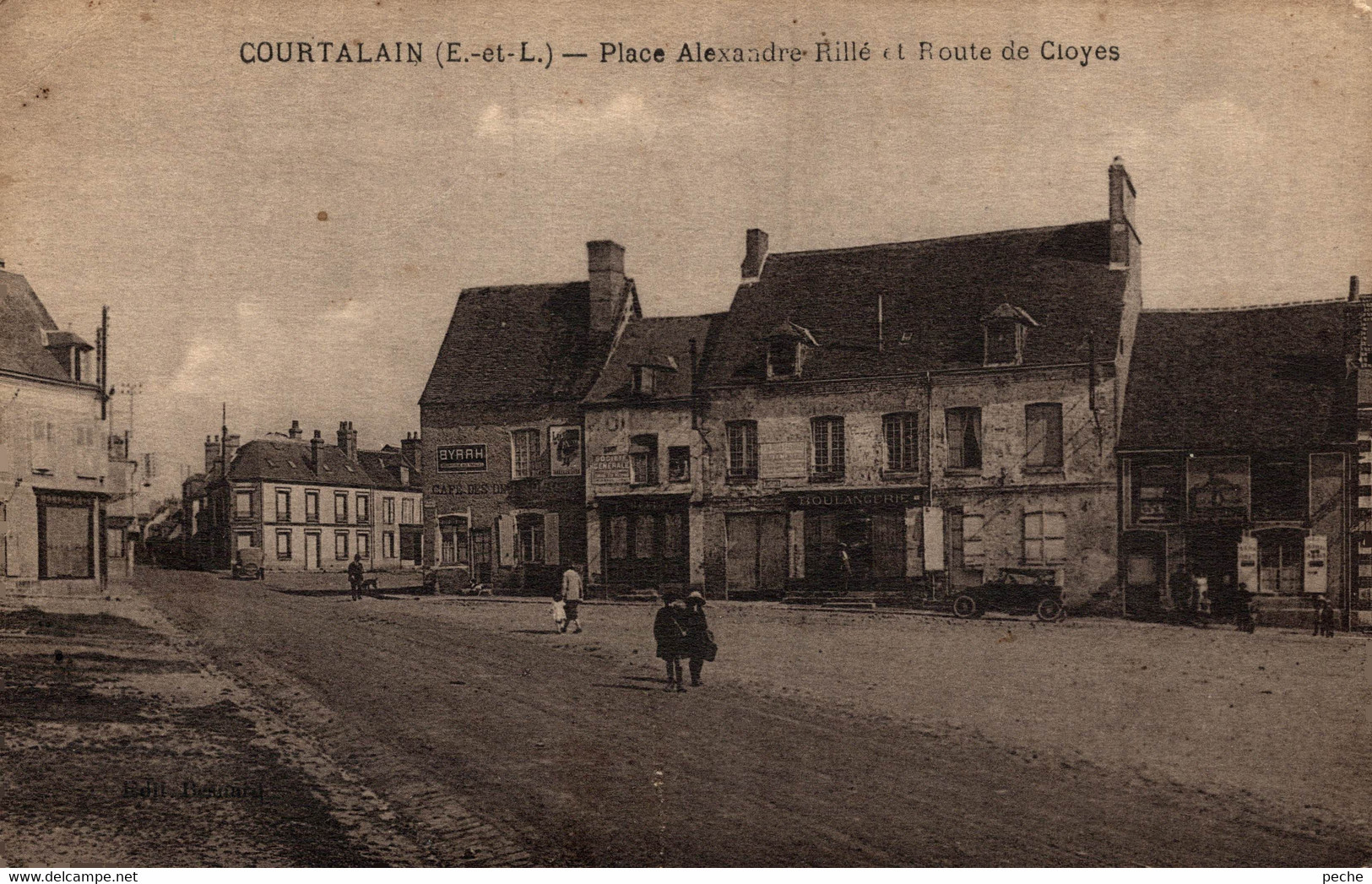 N°78908 -cpa Courtalain -place Alexandre Rillé- Route De Cloyes- - Courtalain