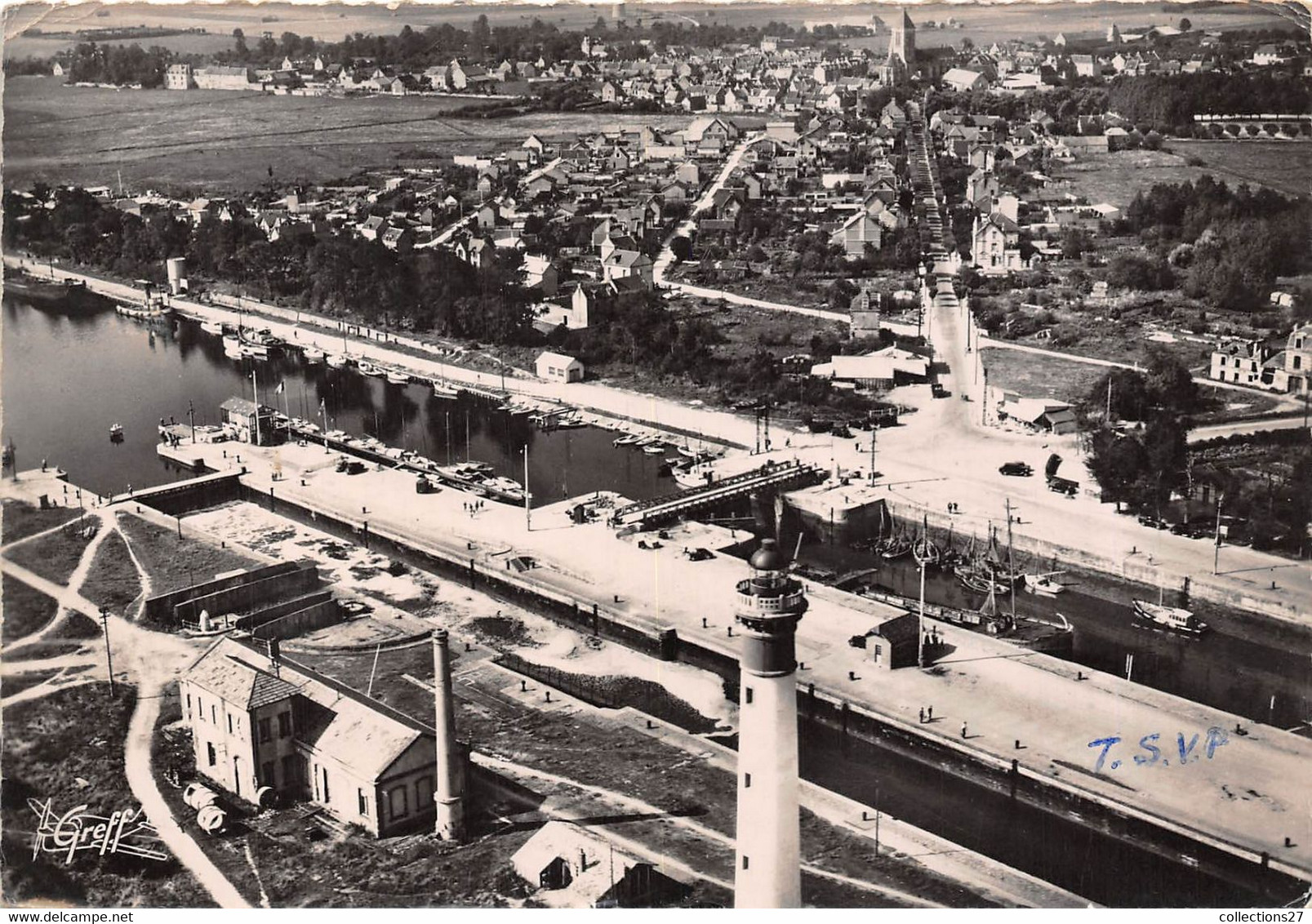 14-OUISTREHAM- VUE AERIENNE LE PHARE LE PORT - Ouistreham