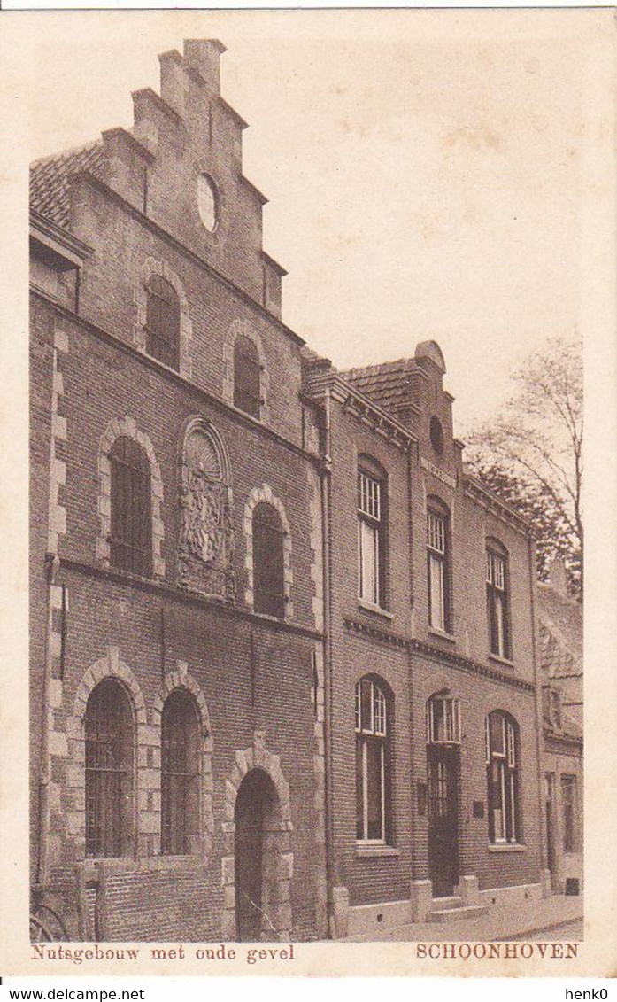 Schoonhoven Nutsgebouw Met Oude Gevel SN297 - Schoonhoven