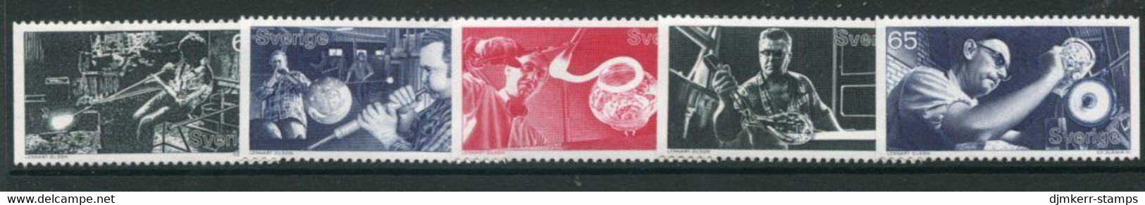 SWEDEN 1972 Swedish Glass  MNH / **.  Michel 746-50 - Unused Stamps
