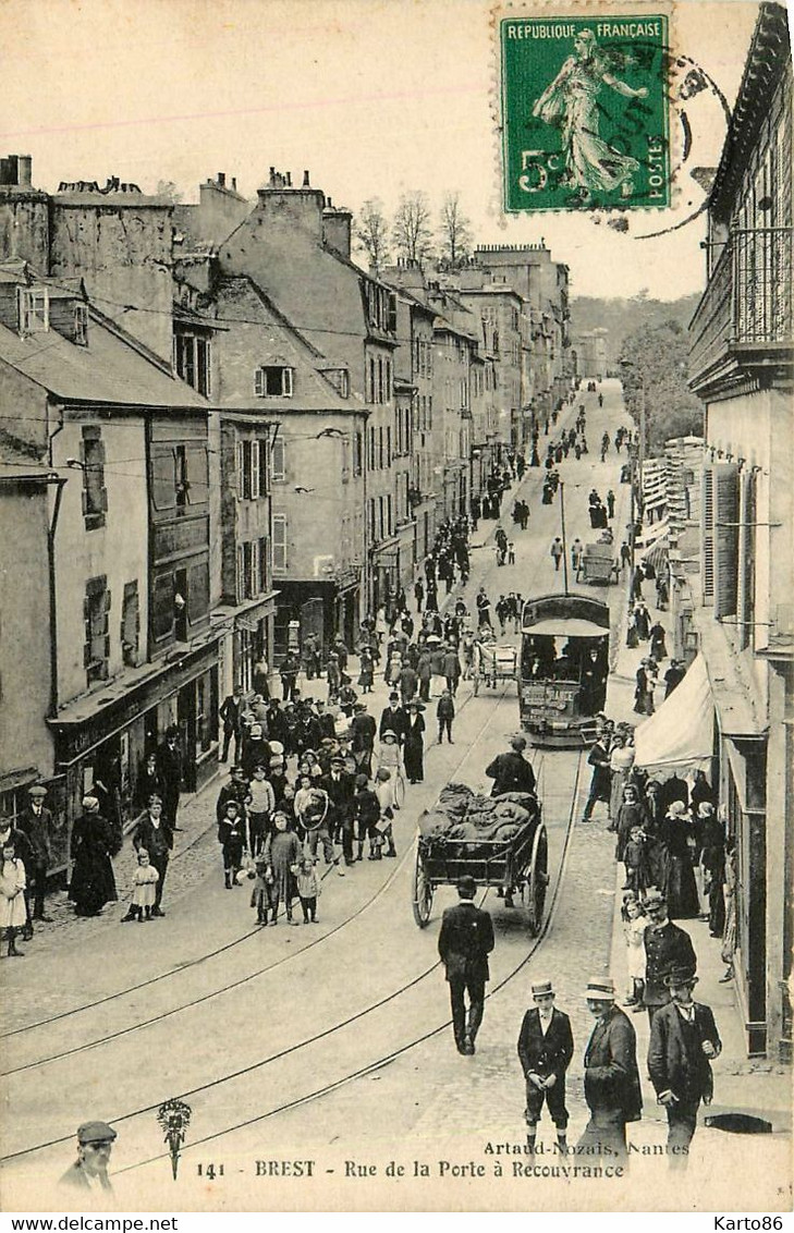 Brest * Rue De La Porte à Recouvrance * Tramway Tram * Attelage - Brest