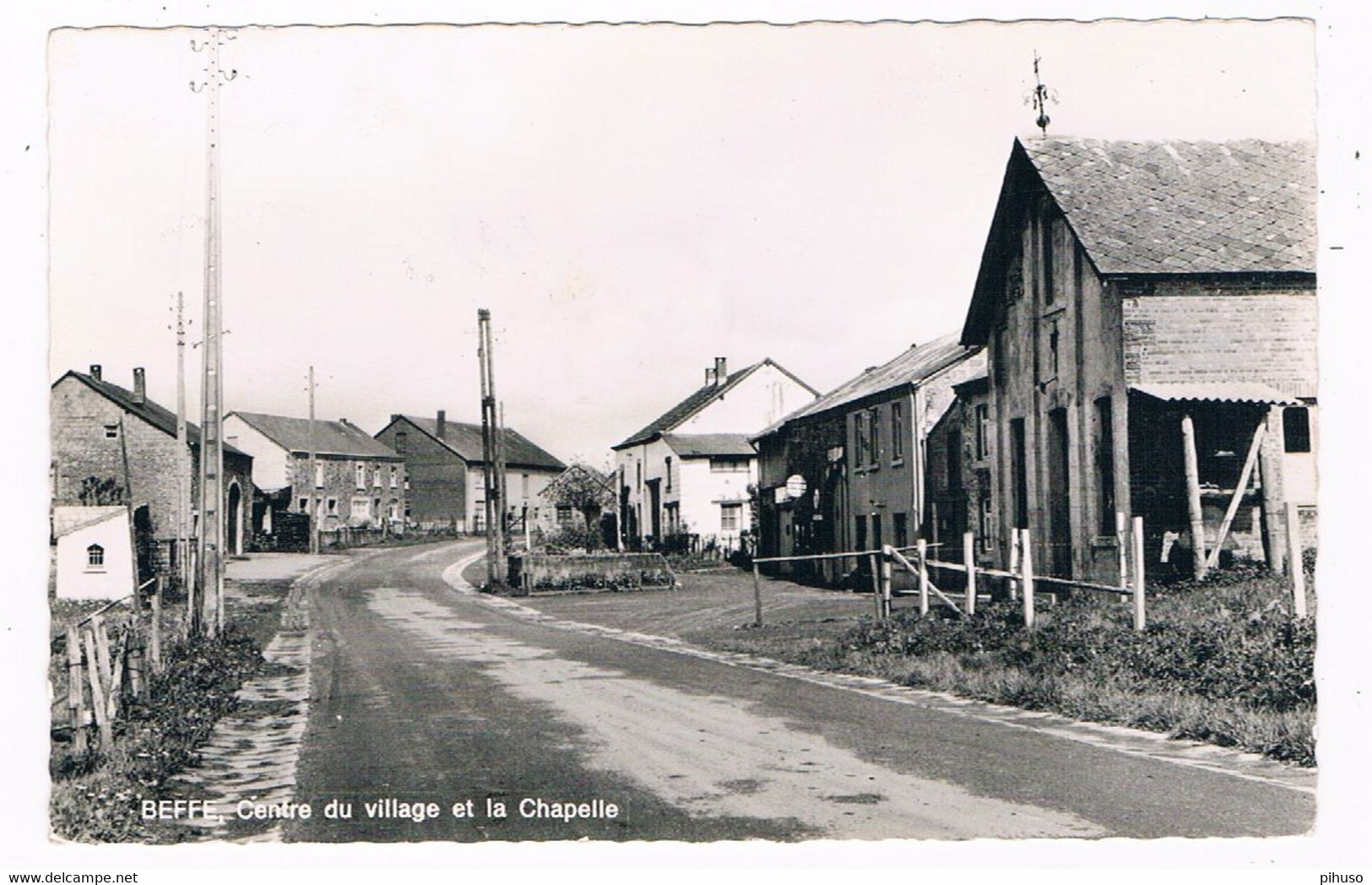 B-8148   BEFFE : Centre Du Village Et La Chapelle - Rendeux