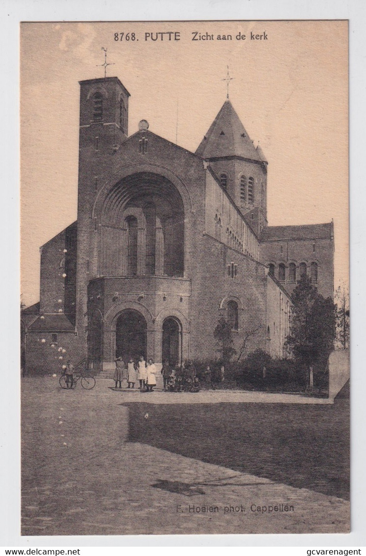 PUTTE  ZICHT AAN DE KERK - Putte