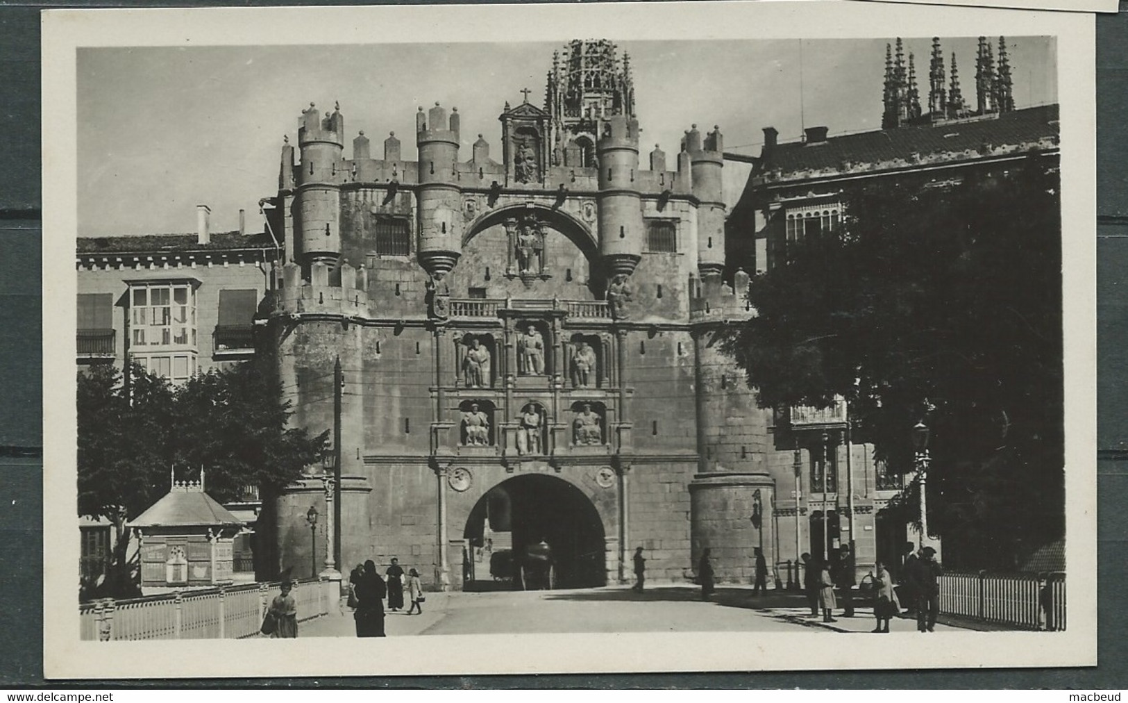 Burgos  Arco De Santa Maria . Museo Provincial - Siglo XVI       -   Maca2417 - Burgos