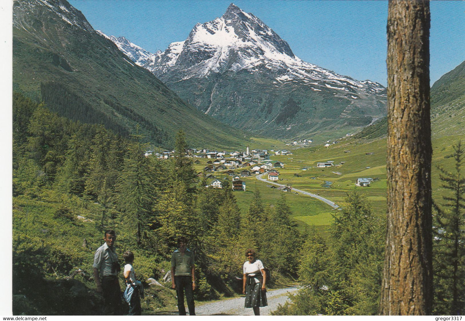 1269) GALTÜR - Paznauntal - Tirol - Weg Mit Personen Und Blick Auf Ort - TOP ! - Galtür