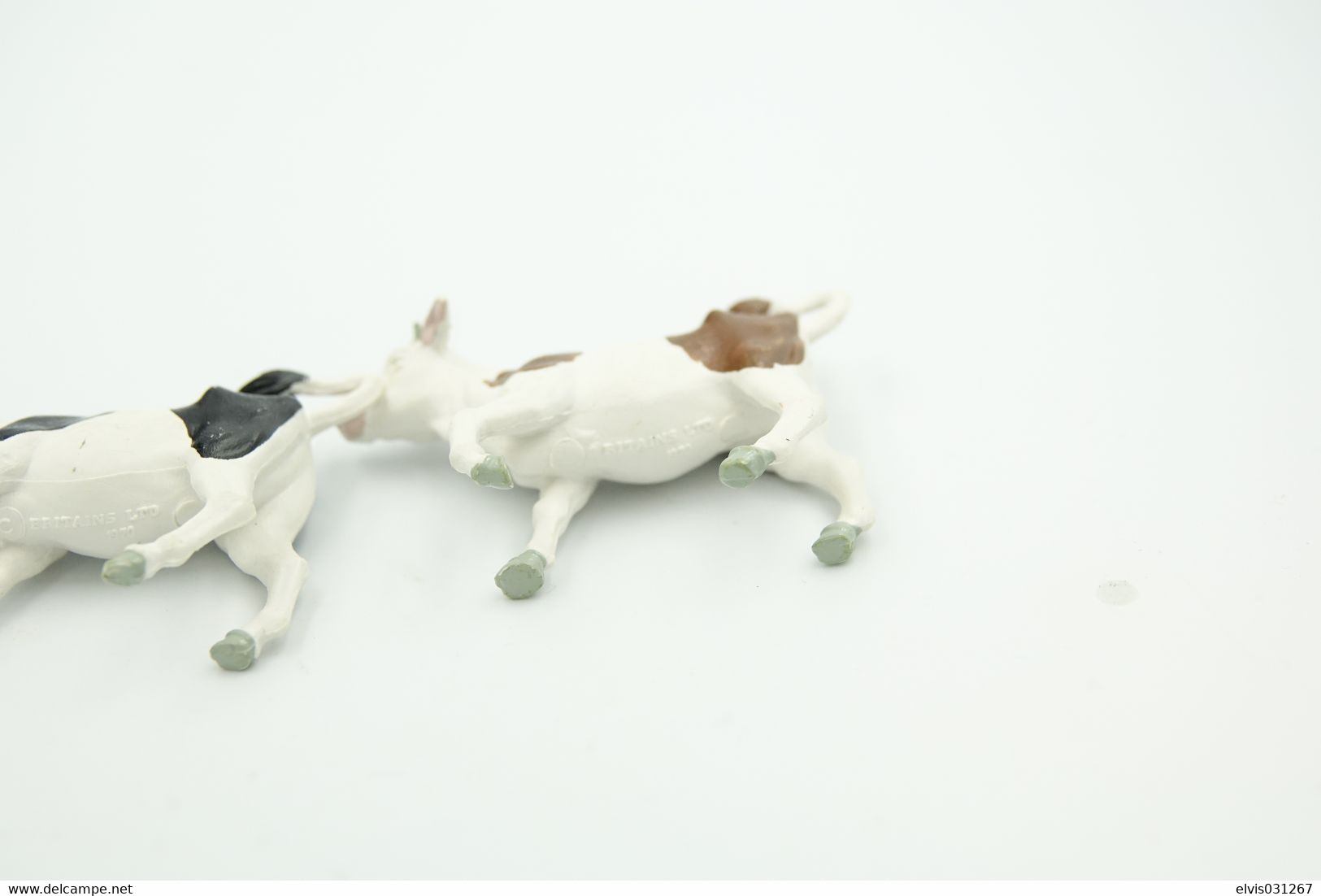 Britains Ltd, Deetail : ANIMALS : COW Lot Of 2 , Made In England, LTD 1979 *** - Britains