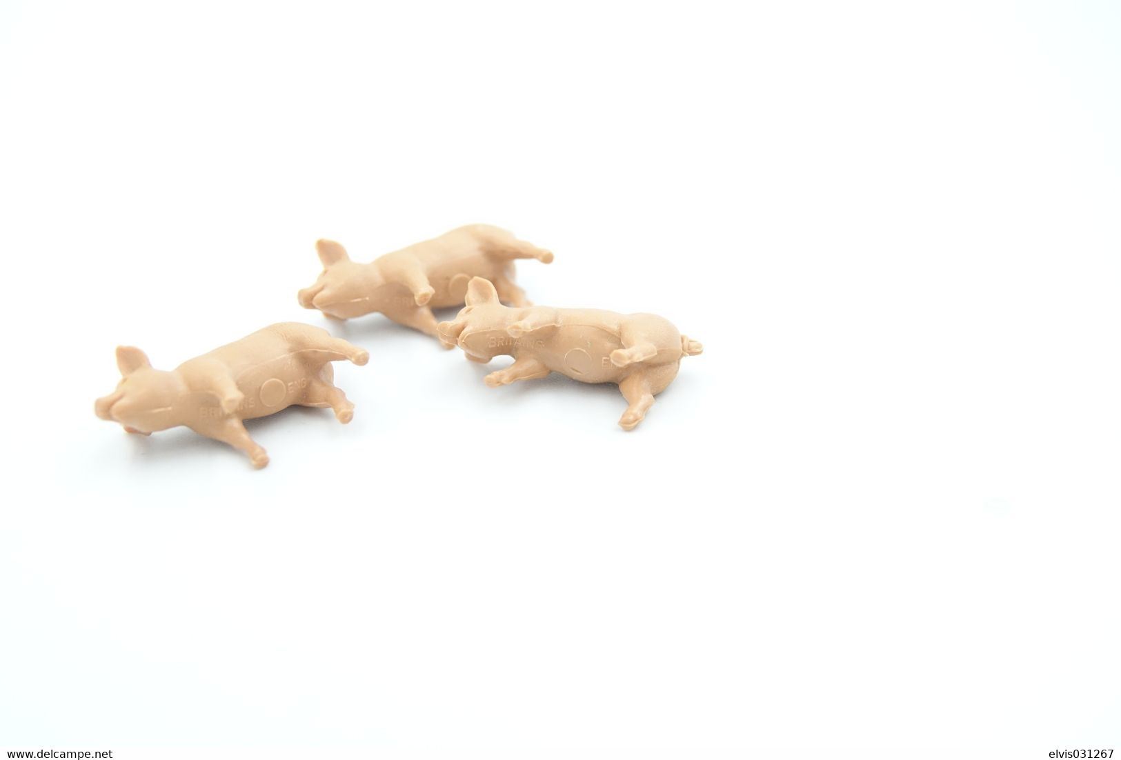 Britains Ltd, Deetail : ANIMALS : PIG LOT OF 3 PIGLETS , Made In England, LTD 1979 *** - Britains