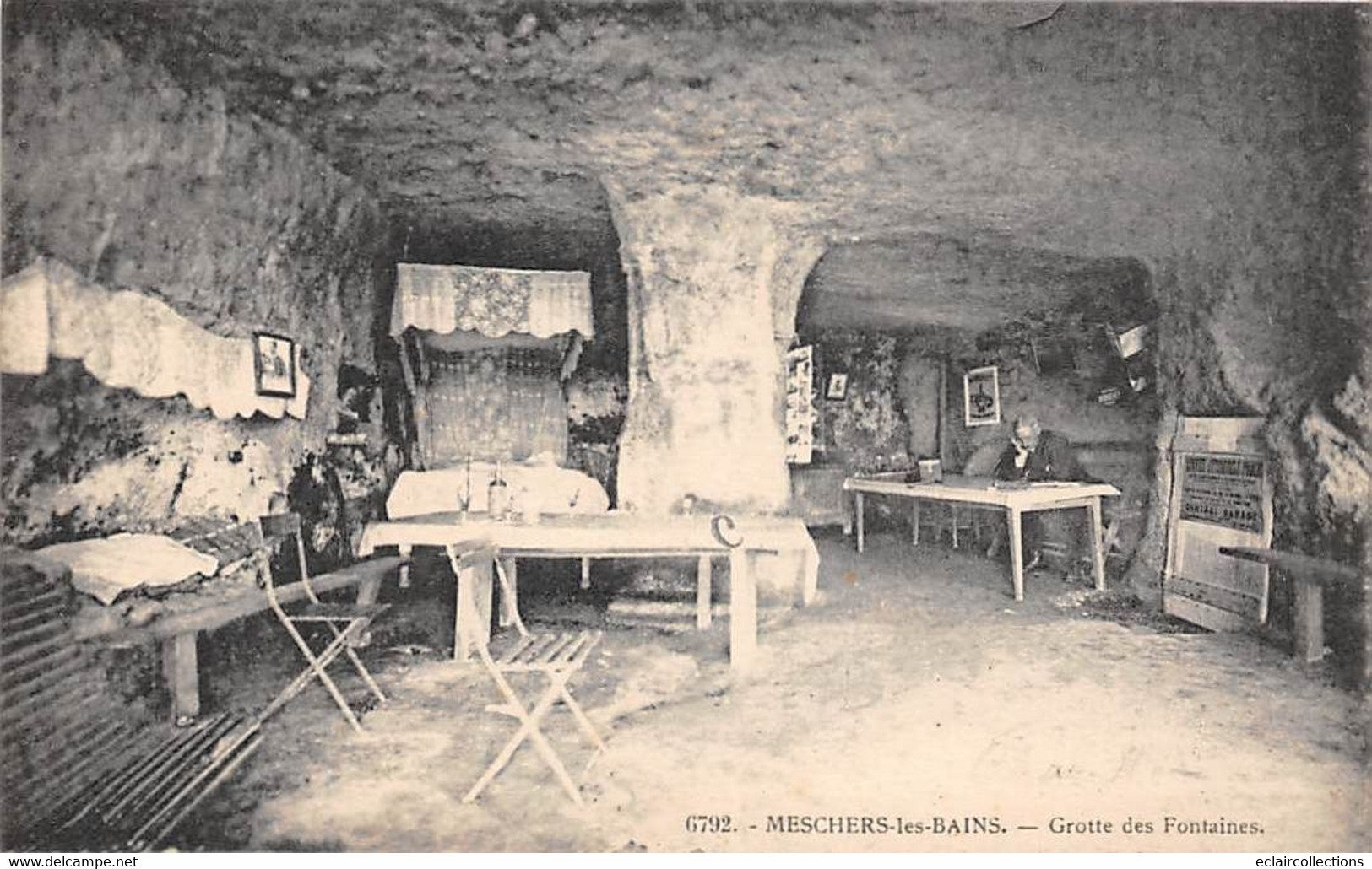 Meschers      17      Grotte Des Fontaines     (voir Scan) - Meschers