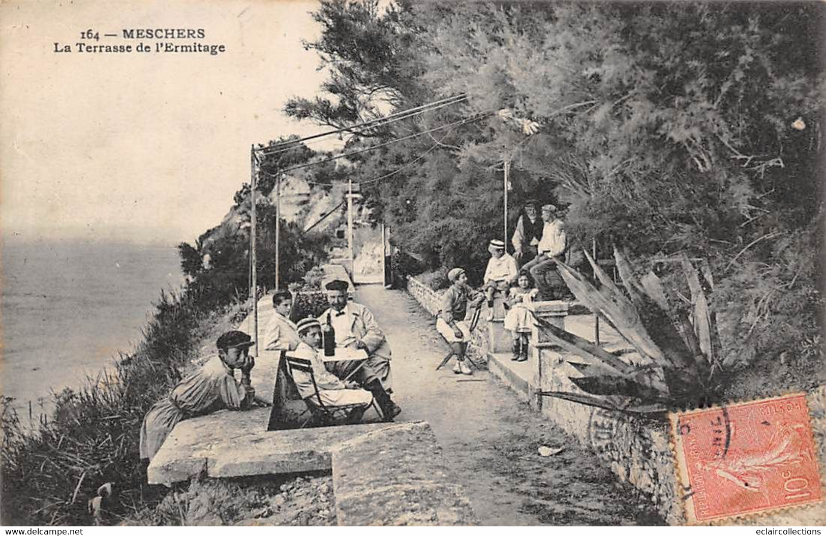 Meschers        17       La Terrasse De L'Hermitage      (voir Scan) - Meschers