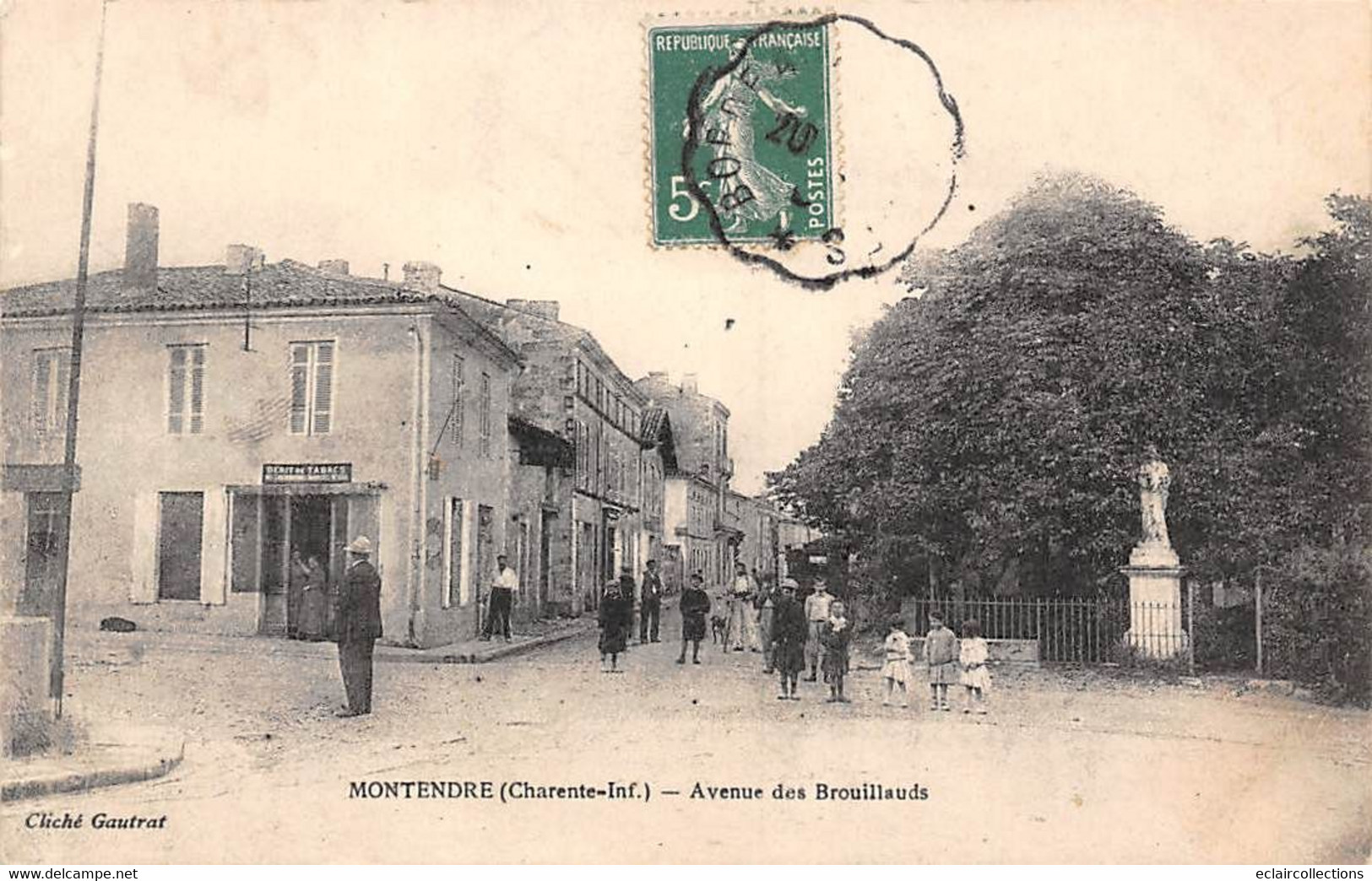 Montendre        17          Avenue Des Brouillauds .  Débit De Tabacs. .       (voir Scan) - Montendre