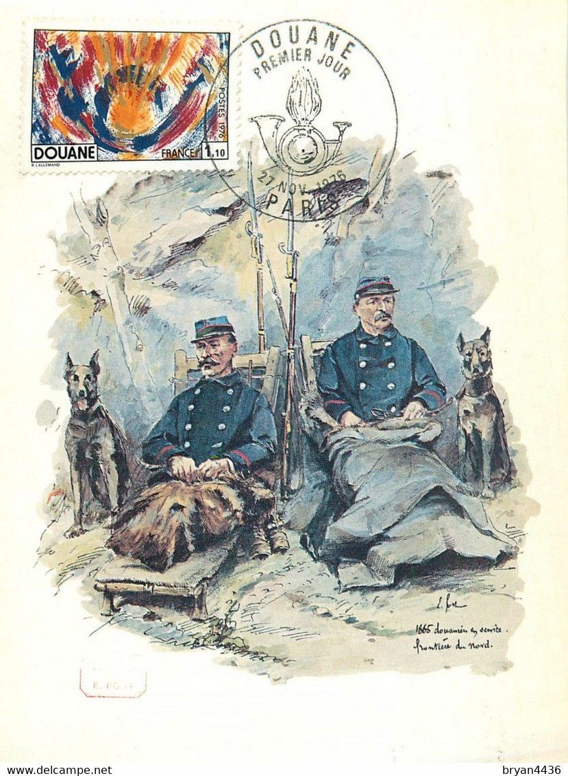 DOUANE - DOUANIERS - UNIFORMES - 1885 - DOUANIERS AVEC CHIEN ET ARMES EN POSTE FRONTIERE DU NORD - Douane