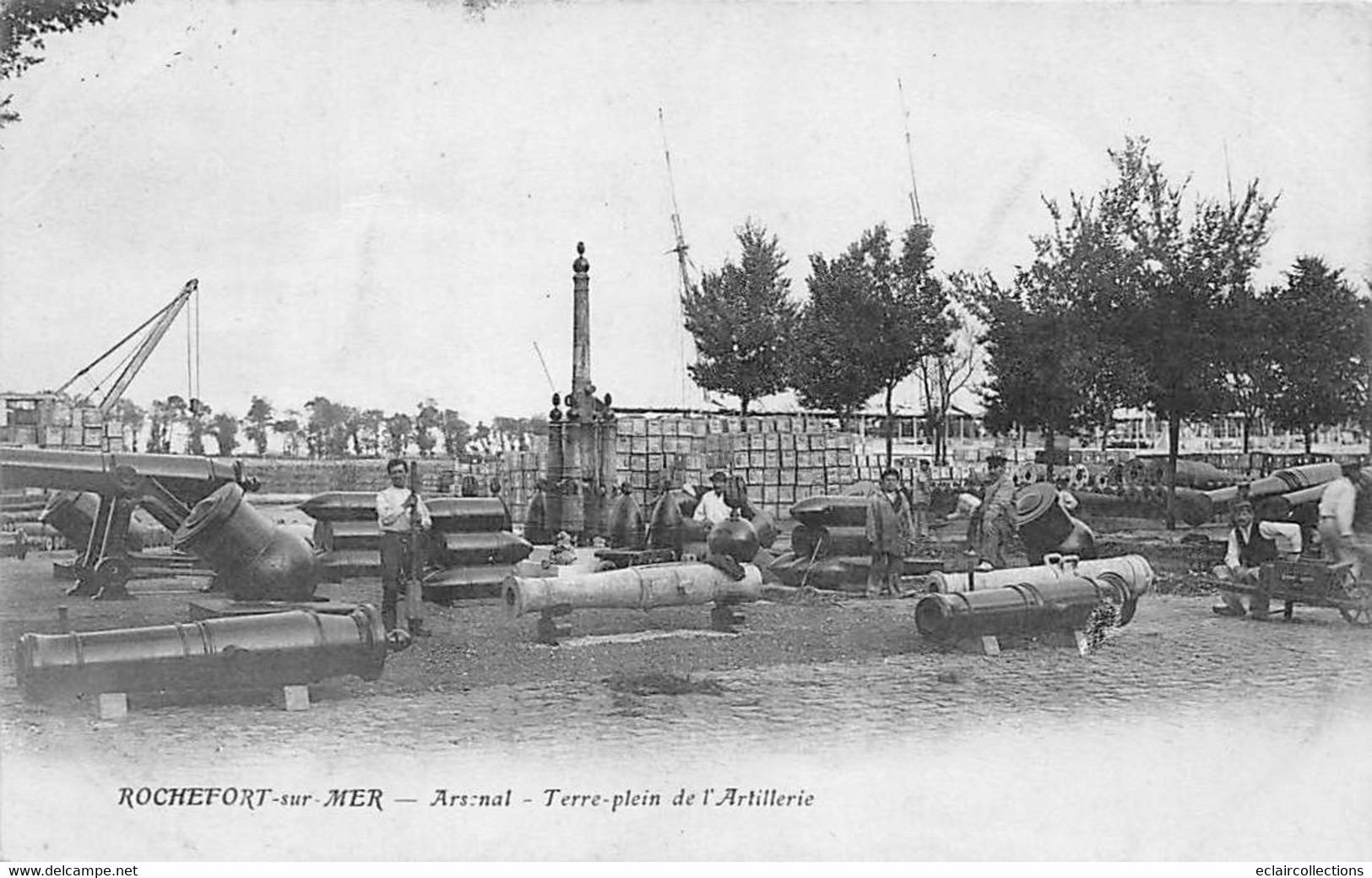 Rochefort Sur Mer       17          Arsenal. Terre-plein De L'Artillerie      (voir Scan) - Rochefort