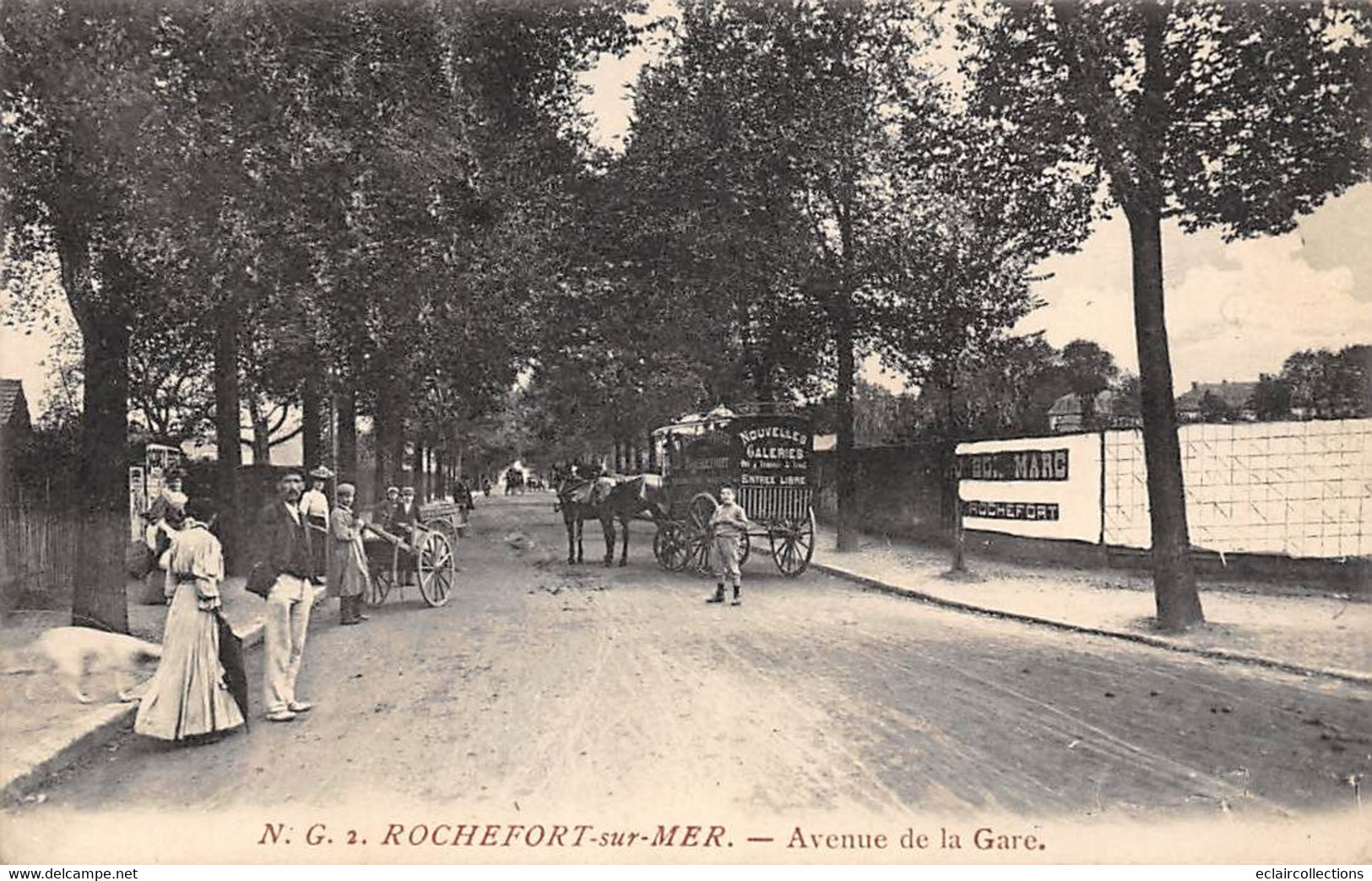 Rochefort Sur Mer       17       Avenue De La Gare. Attelage Du Magasin Aux Nouvelles Galeries     (voir Scan) - Rochefort