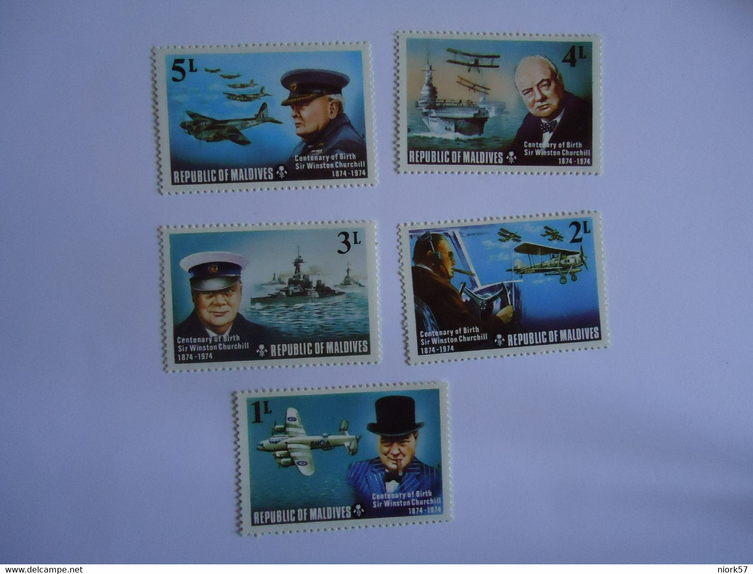 MALDIVES MNH STAMPS   CHURCHILL - Maldives (1965-...)