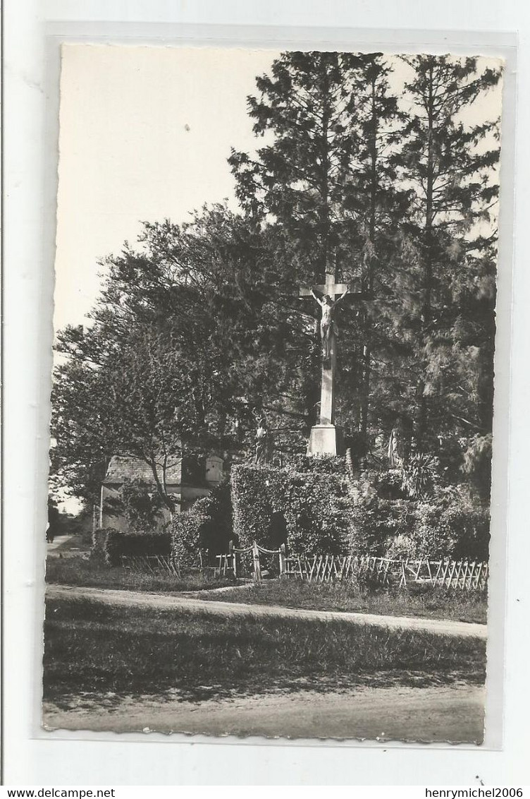 53 Mayenne Bourgneuf La Foret Le Calvaire Ed Beaussier Cliché Le Ray - Other & Unclassified