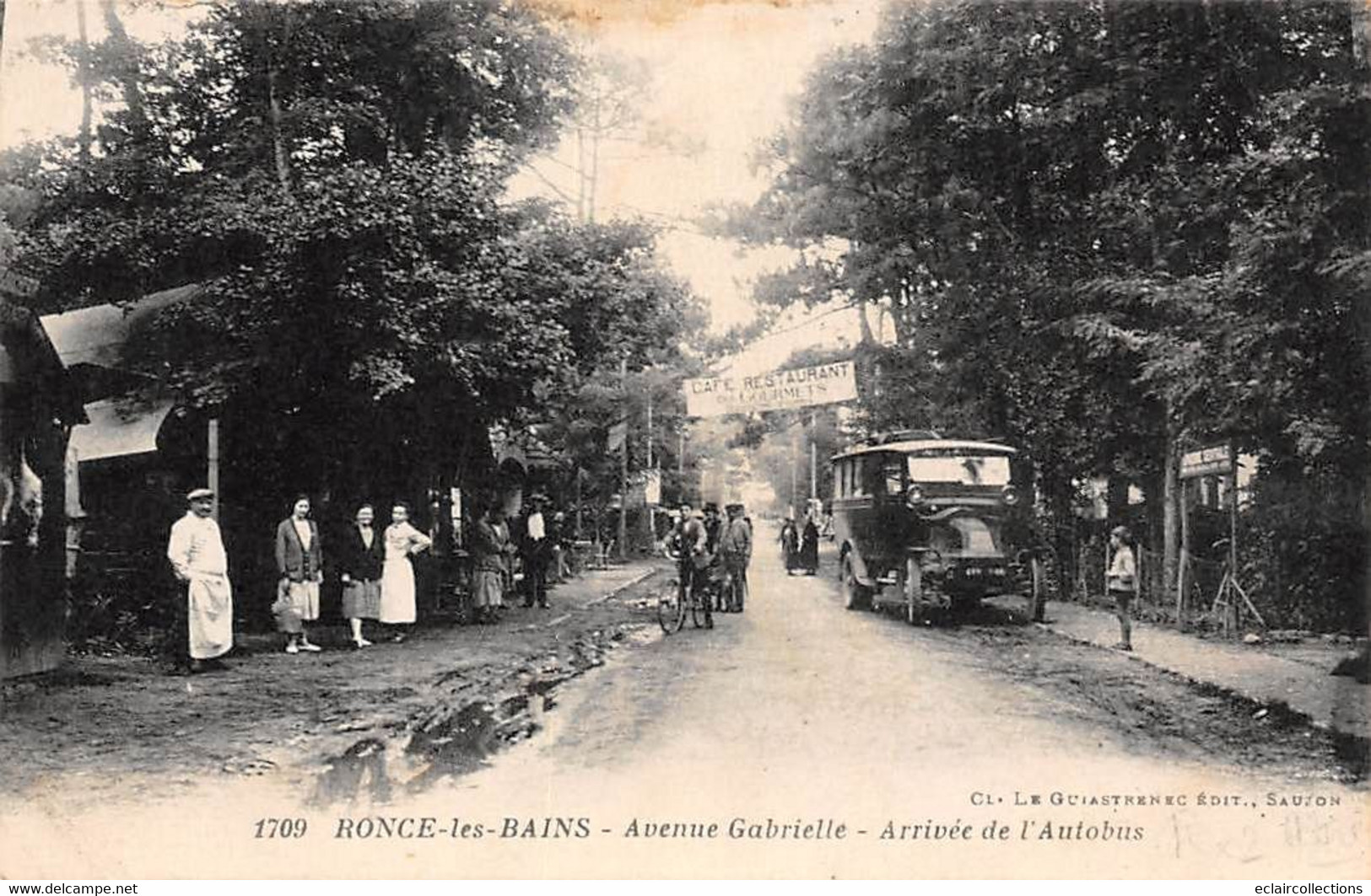 Ronce Les Bains          17          Avenue Gabrielle.  Arrivée De L'Autobus       (voir Scan) - Andere & Zonder Classificatie