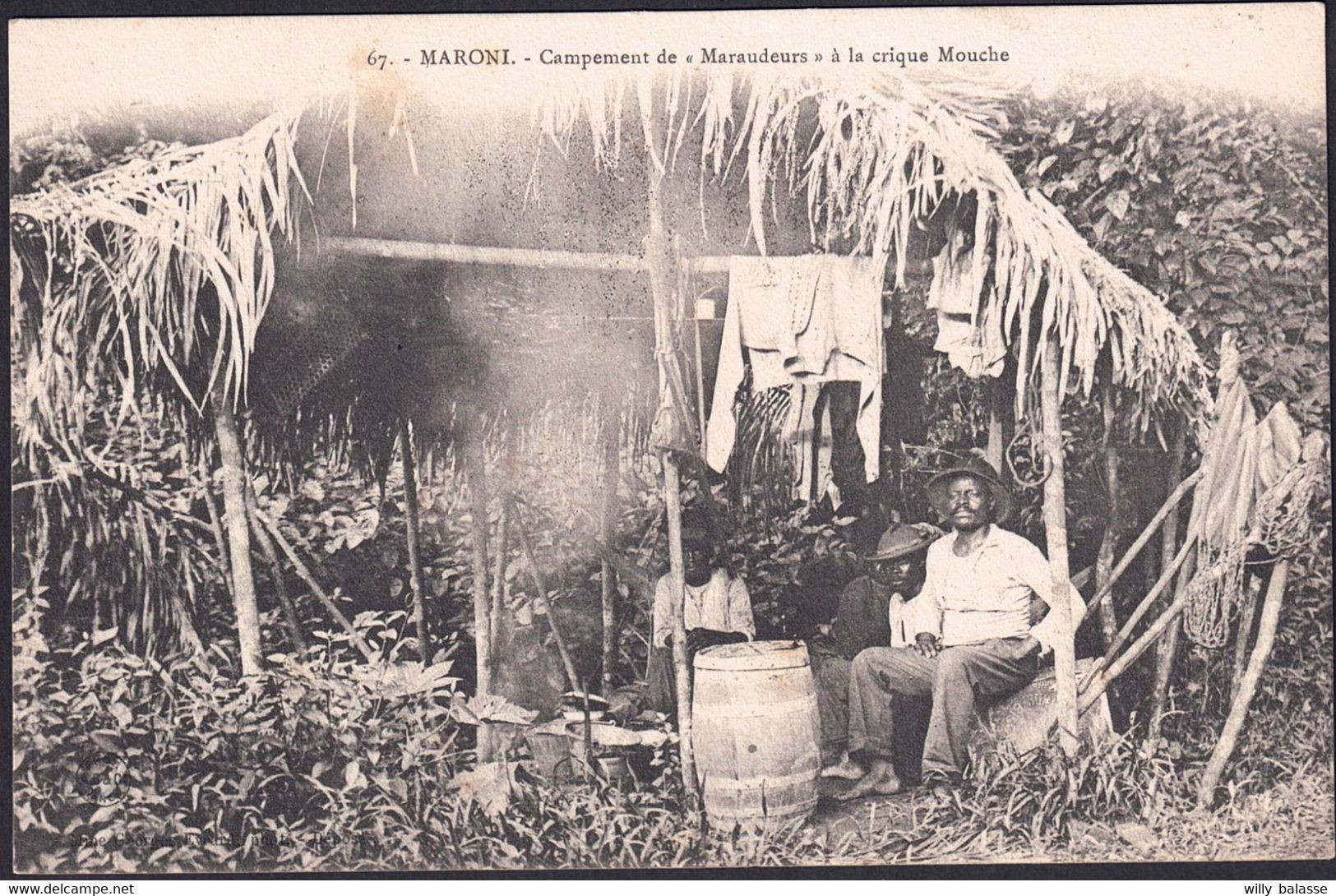 +++ CPA - Amérique - Surinam - MARONI - Guyane - Campement De " Maraudeurs " à La Crique Mouche  // - Surinam