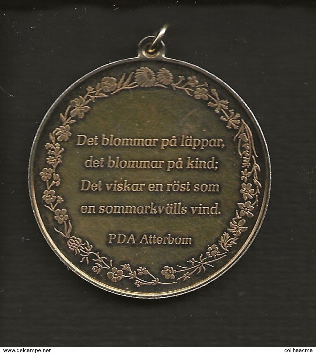 Suéde Médaille En Vermeil Avec Poème Suédois / Suéde Medal In Vermeil With Poem In Swedish Gilded 24 Carats PDA Atterbom - Andere & Zonder Classificatie