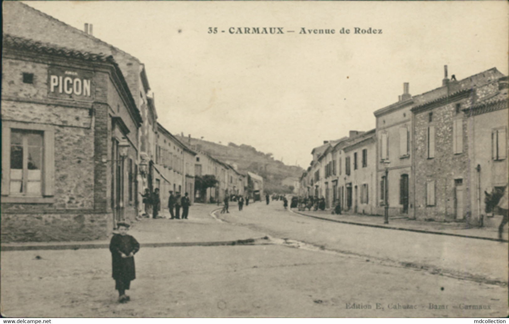 81 CARMAUX / Avenue De Rodez / CARTE ANIMEE - Carmaux