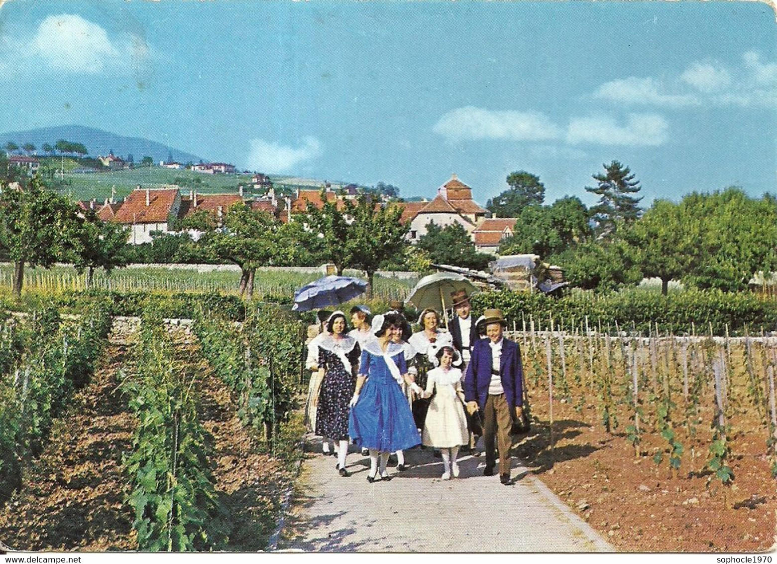 02 - 2021 - SUISSE - CANTON DE NEUFCHATEL - NEUFCHATEL -  CPSM GF Couleur - Groupe De Chanteurs Vignobles D'Auvernier - Auvernier