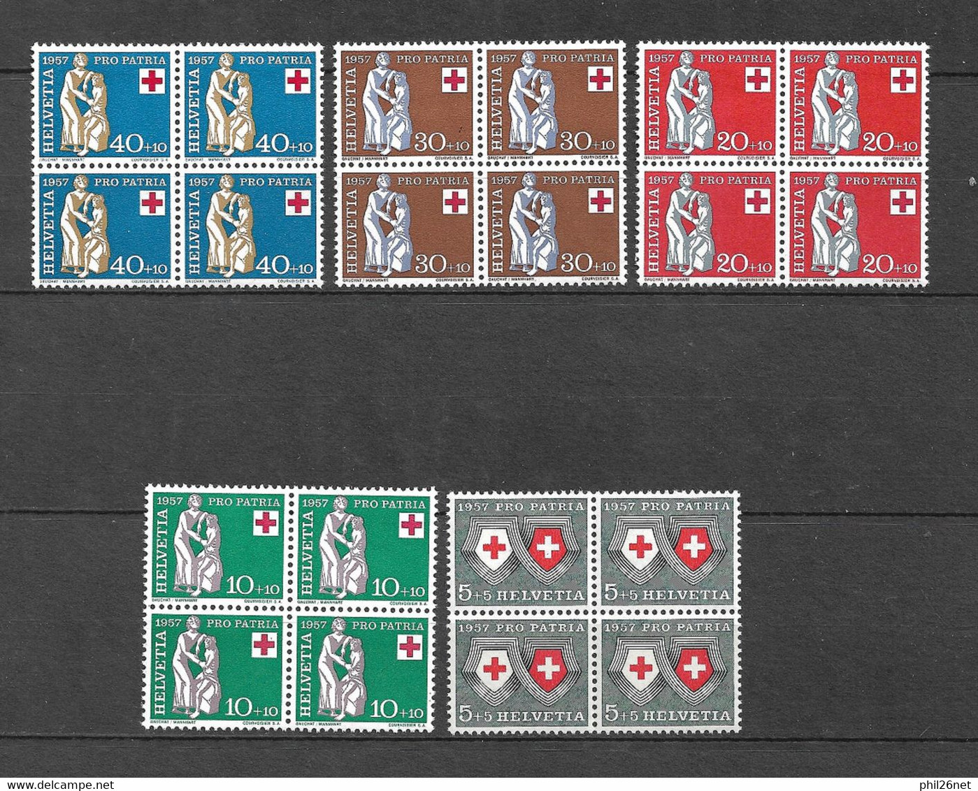 Suisse Blocs De 4 Des N° 590 à 594   Neufs * * ( X 2)  Et *  (x 2) B/TB  Voir Scans  - Unused Stamps