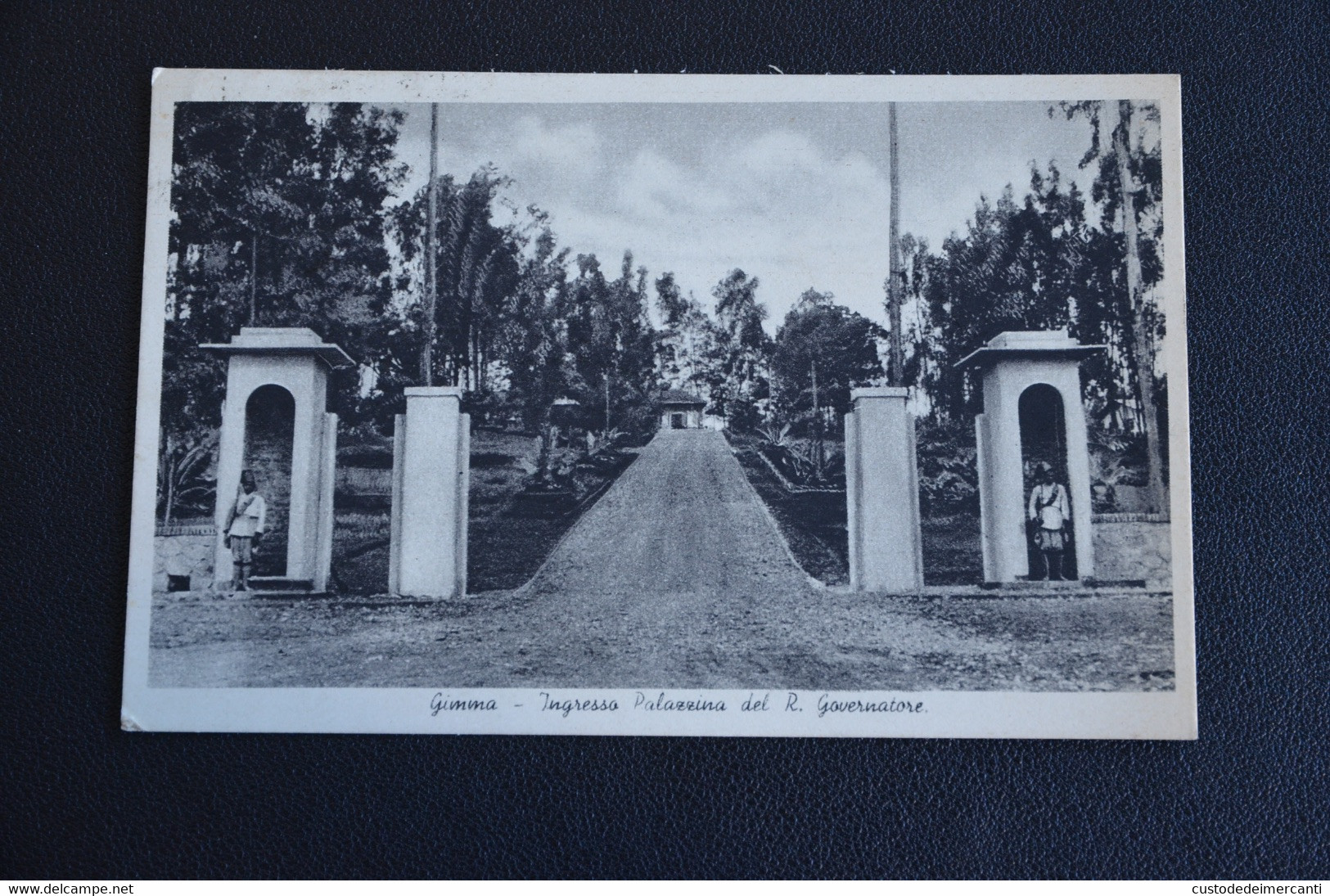 CARTOLINA MILITARE COLONIA ERITREA TRIPOLI GIMMA INGRESSO PALAZZO GOVERNATORE VG 1939 - Altre Guerre