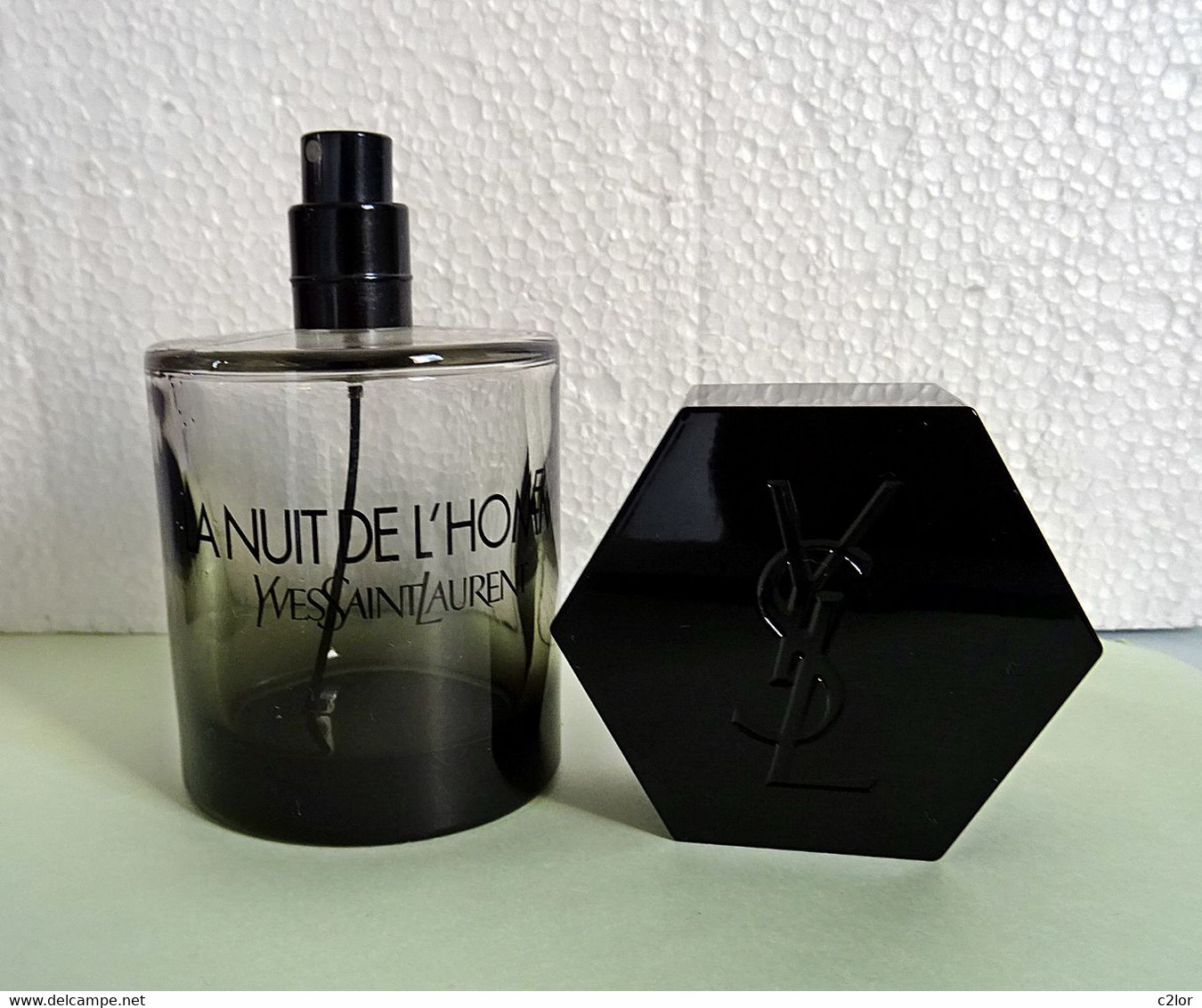 Flacon Vaporisateur " LA NUIT DE L'HOMME " D'YVES ST LAURENT EDT 100 Ml VIDE/EMPTY Pour Collection Ou Décoration - Flakons (leer)