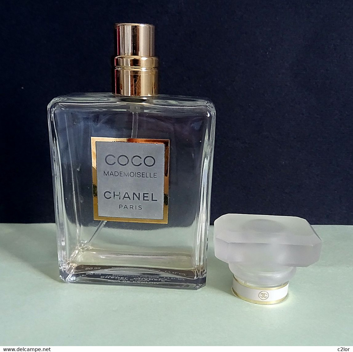 Flacon Vaporisateur " COCO MADEMOISELLE " De CHANEL  EDP 50 Ml VIDE/EMPTY Pour Collection Ou Décoration - Bottles (empty)
