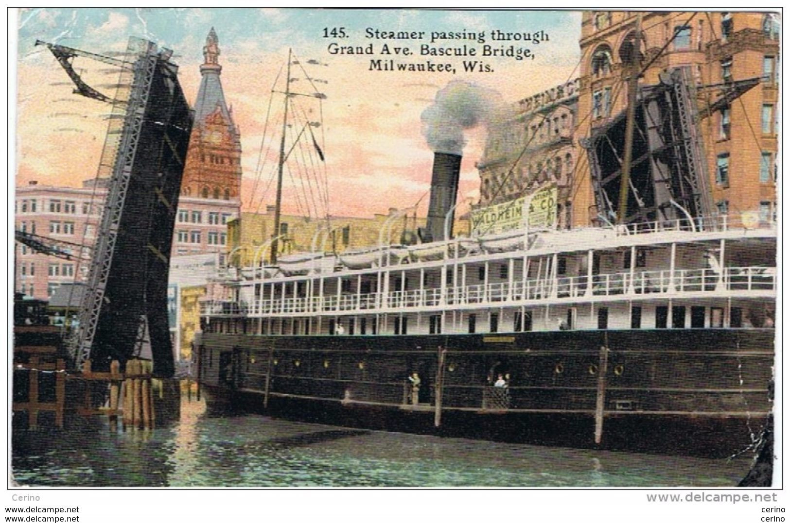 MILWAUKEE:  STEAMER  PASSING  THROUGH  GRAND  AVE. BASCULE  BRIDGE  -  BENDING  ANGLE  -  TO  AUSTRIA - Milwaukee