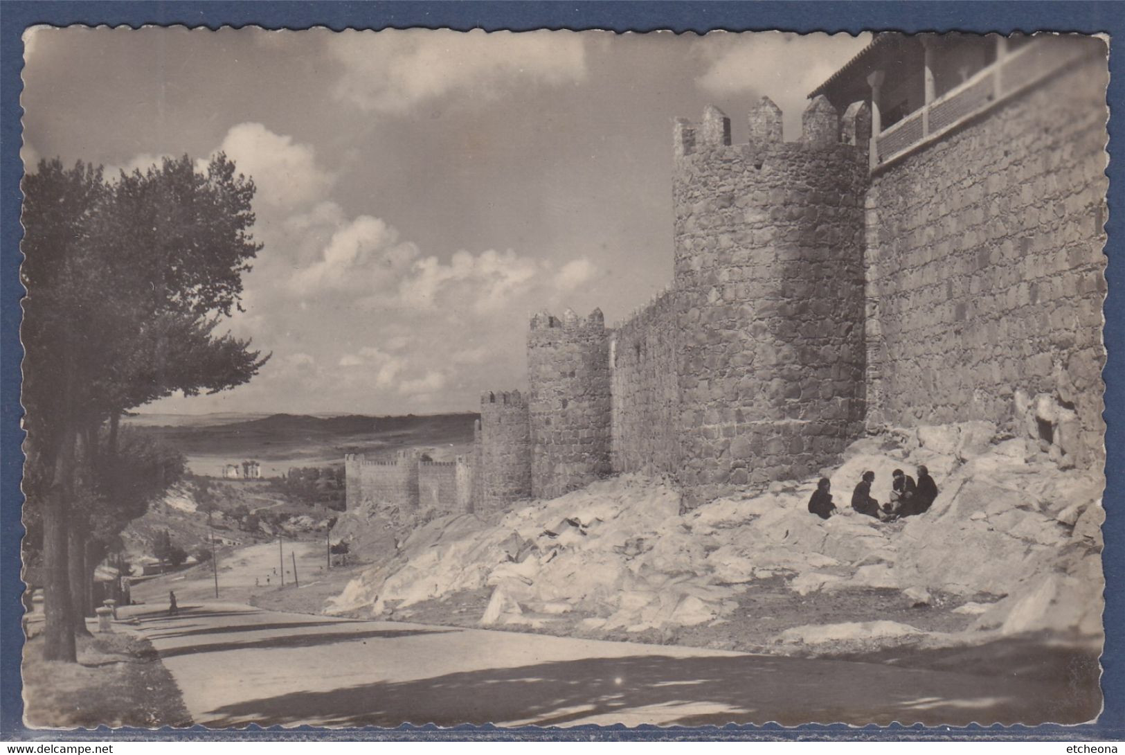 Avila, Les Remparts, Ville De Sainte Thérèse 1950, 1 Timbre - Ávila