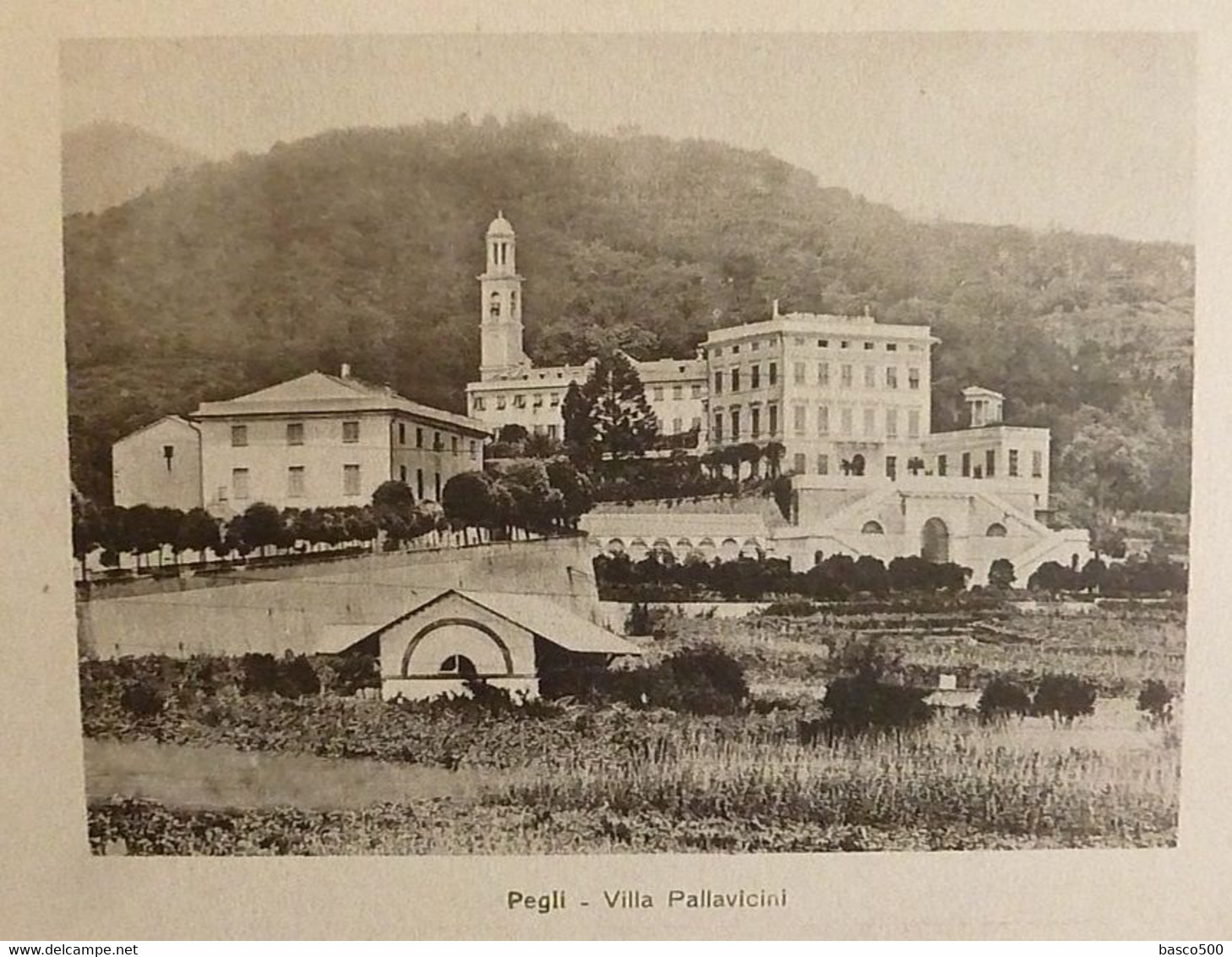 Album Souvenir RIVIERA ITALIENNE 36 Cartes VARAZZE BORDIGHERA OSPEDALETTI CELLE PORTO MAURIZIO PEGLI.....