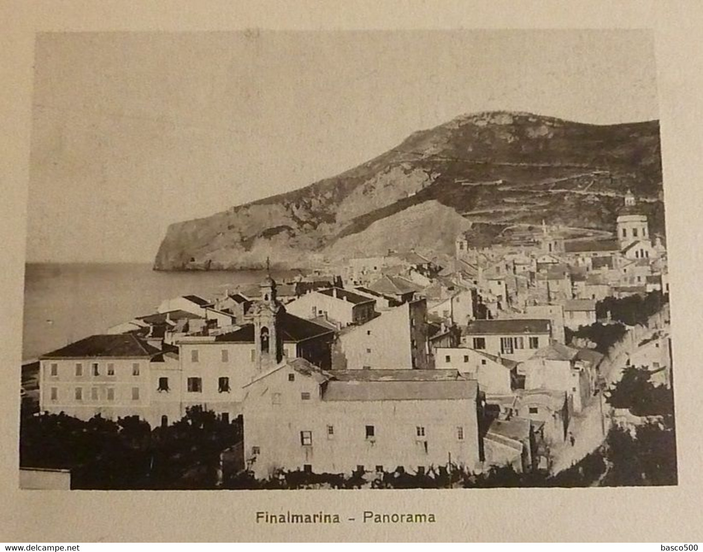 Album Souvenir RIVIERA ITALIENNE 36 Cartes VARAZZE BORDIGHERA OSPEDALETTI CELLE PORTO MAURIZIO PEGLI.....