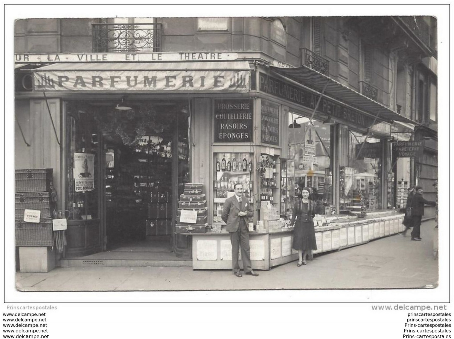 CPA 75 Carte Photo Devanture De Parfumerie Angle Rue De Rennes - Arrondissement: 06