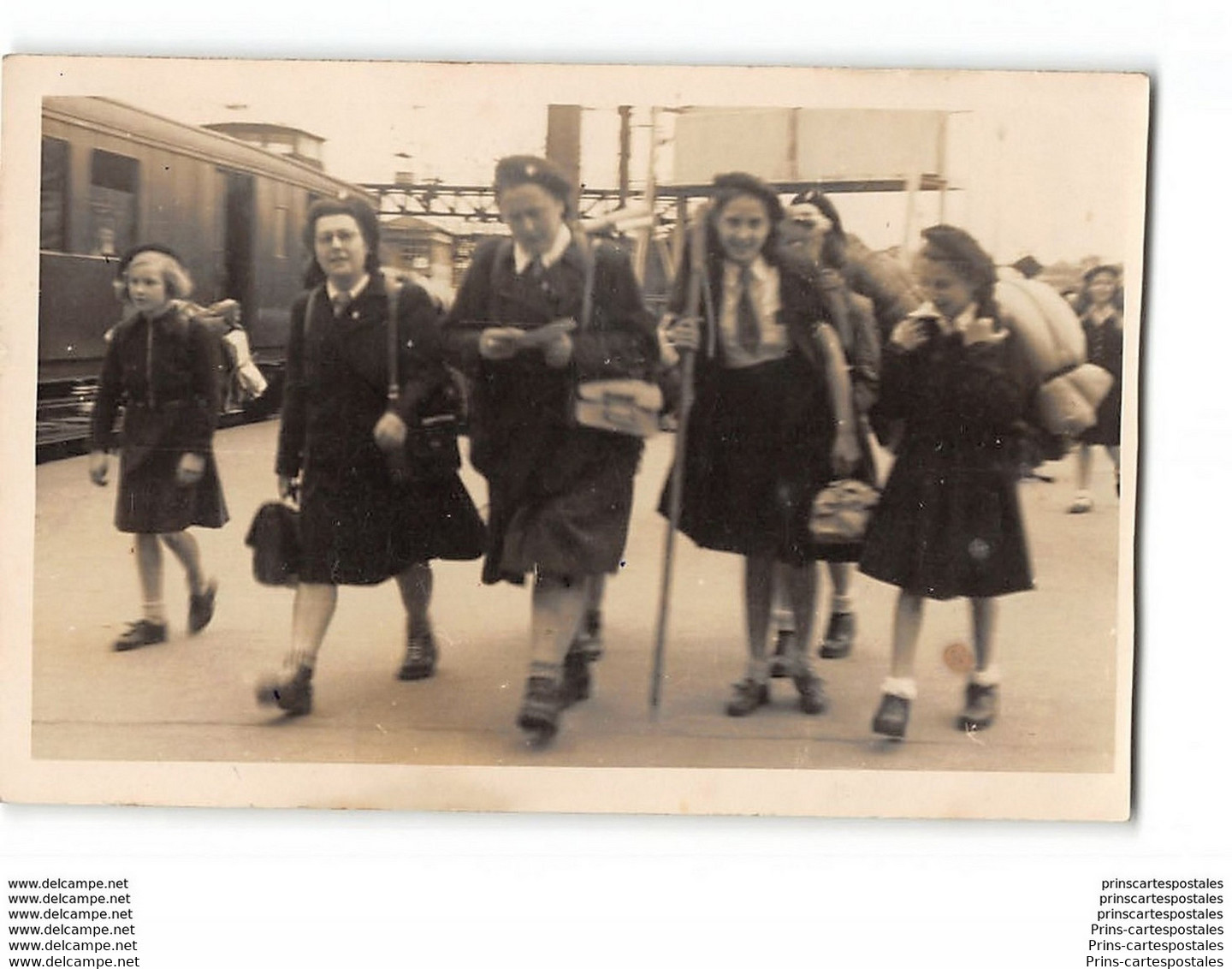 75 Carte Photo Depart Des Scouts à La Gare Montparnasse - Arrondissement: 14