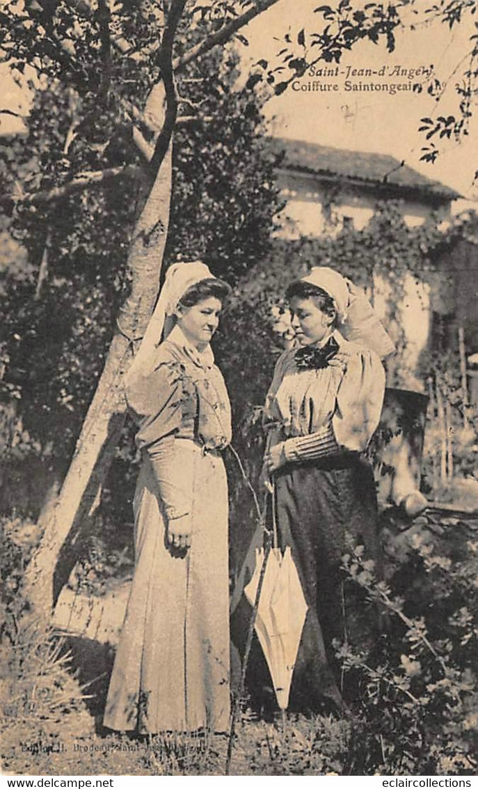 Saint Jean D'Angély           17          2 Jeunes Filles En Coiffure Saintongeaise        (voir Scan) - Saint-Jean-d'Angely