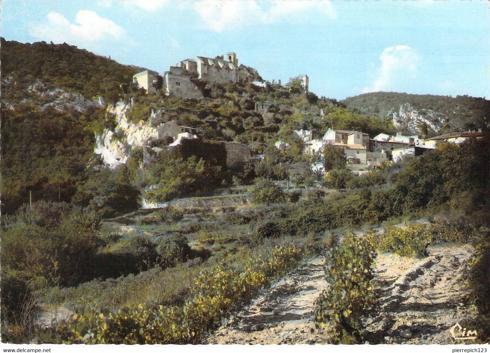 84 - Oppède Le Vieux - L'Eglise Et Le Château Féodal (1100) - Oppede Le Vieux