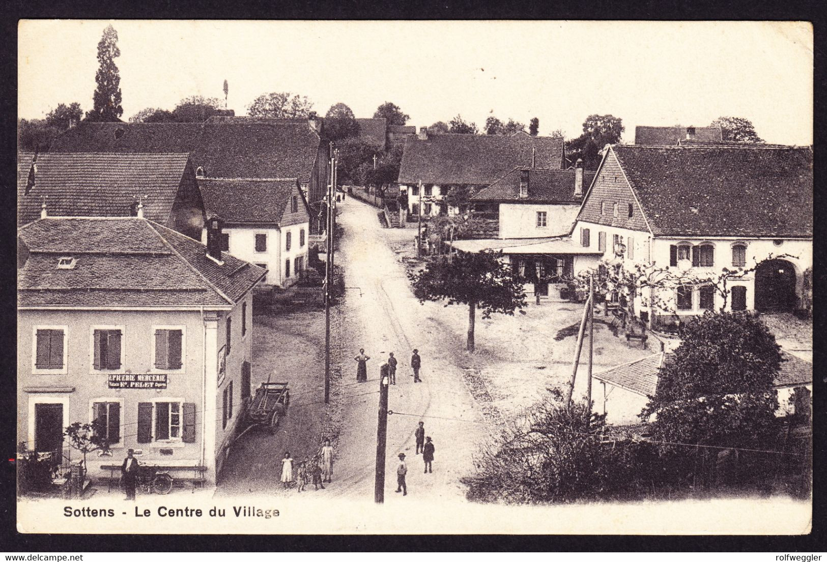 1919 Gelaufene AK Aus Sottens, Centre Du Village Mit Epicerie Und Mercerie. - Sottens