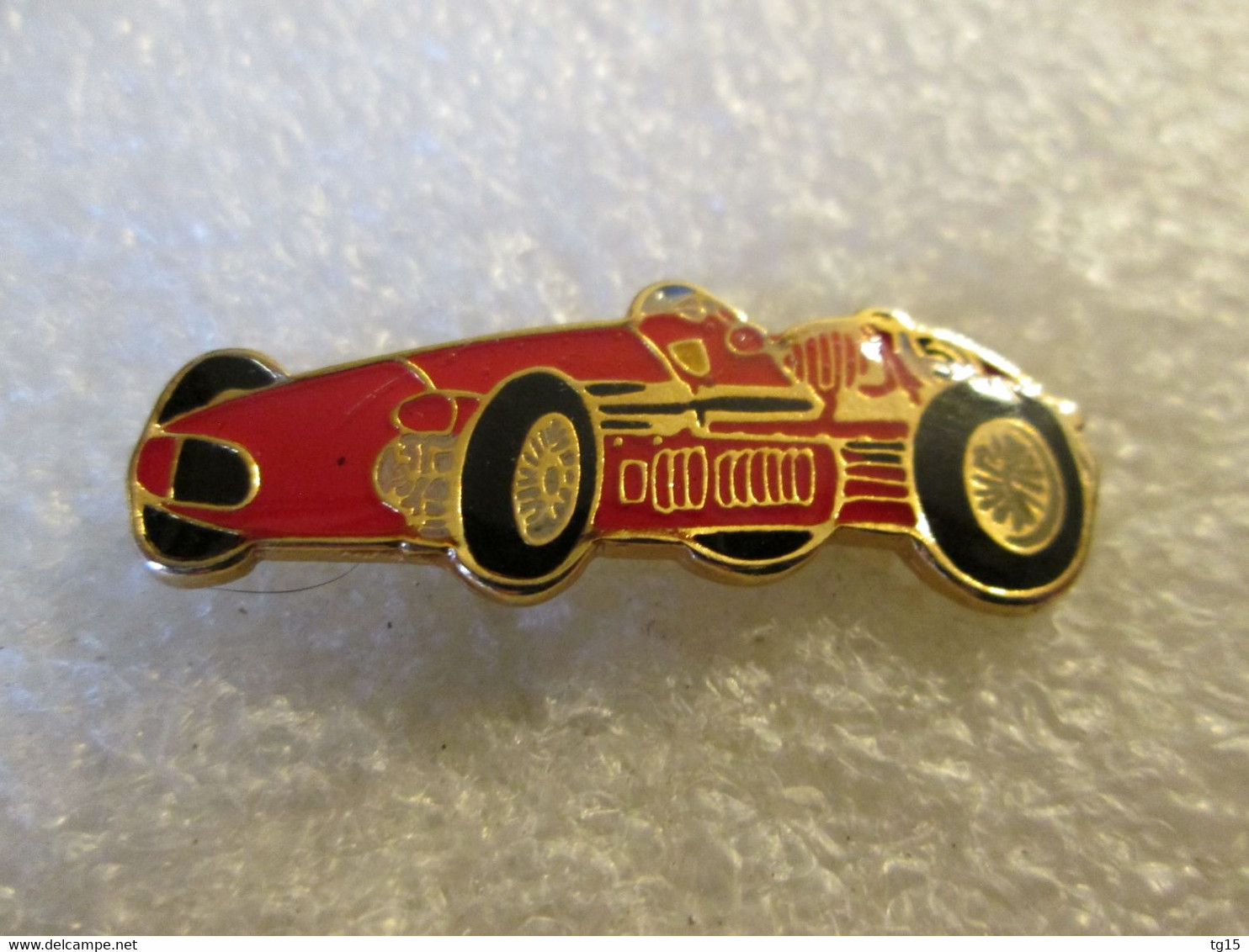 PIN'S    FERRARI      FORMULE 1   1950 - Ferrari