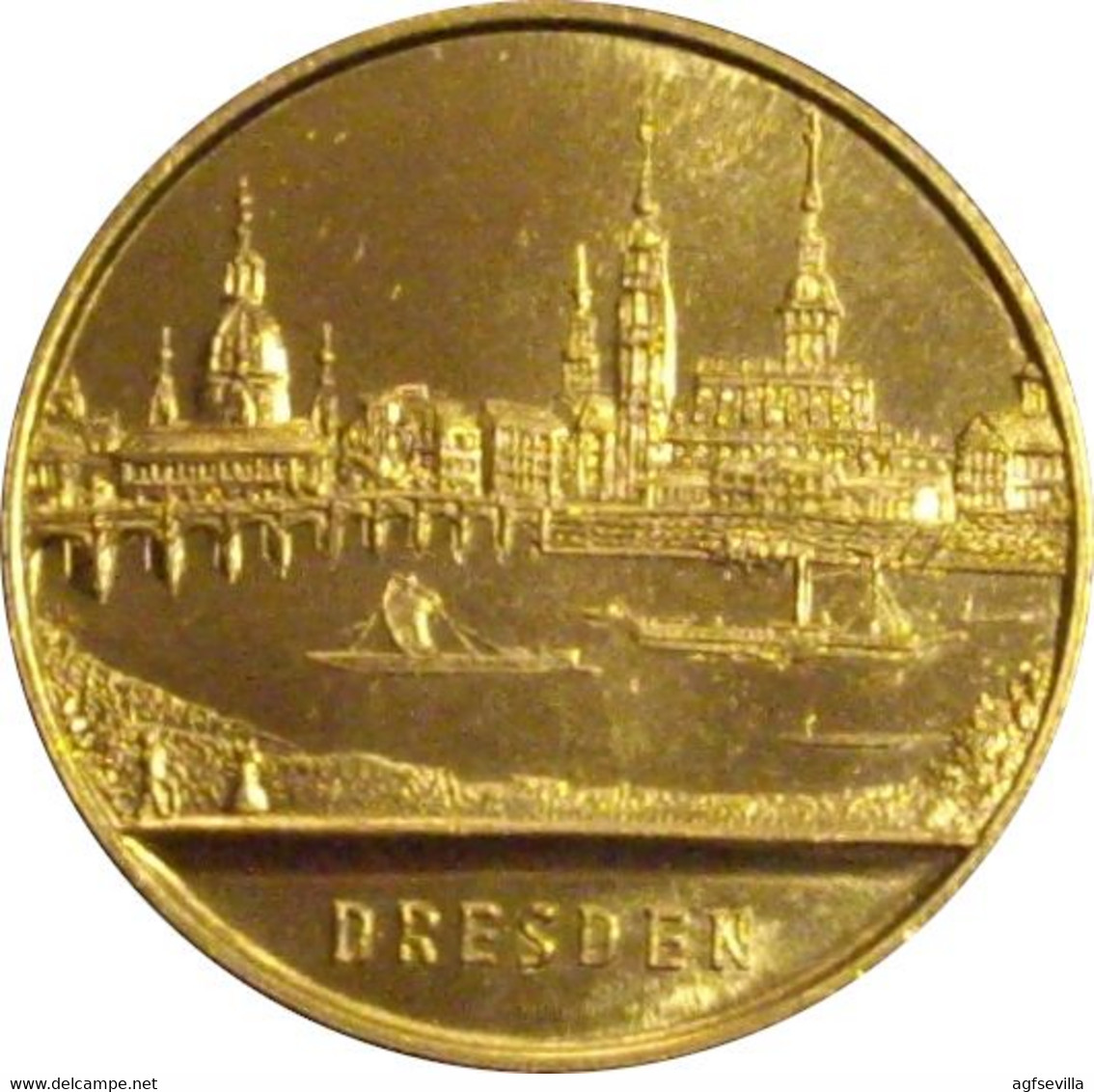 ALEMANIA. MEDALLA DEDICADA A LA CIUDAD DE DRESDEN. BRONCE DORADO. GERMAN MEDAL - Profesionales/De Sociedad