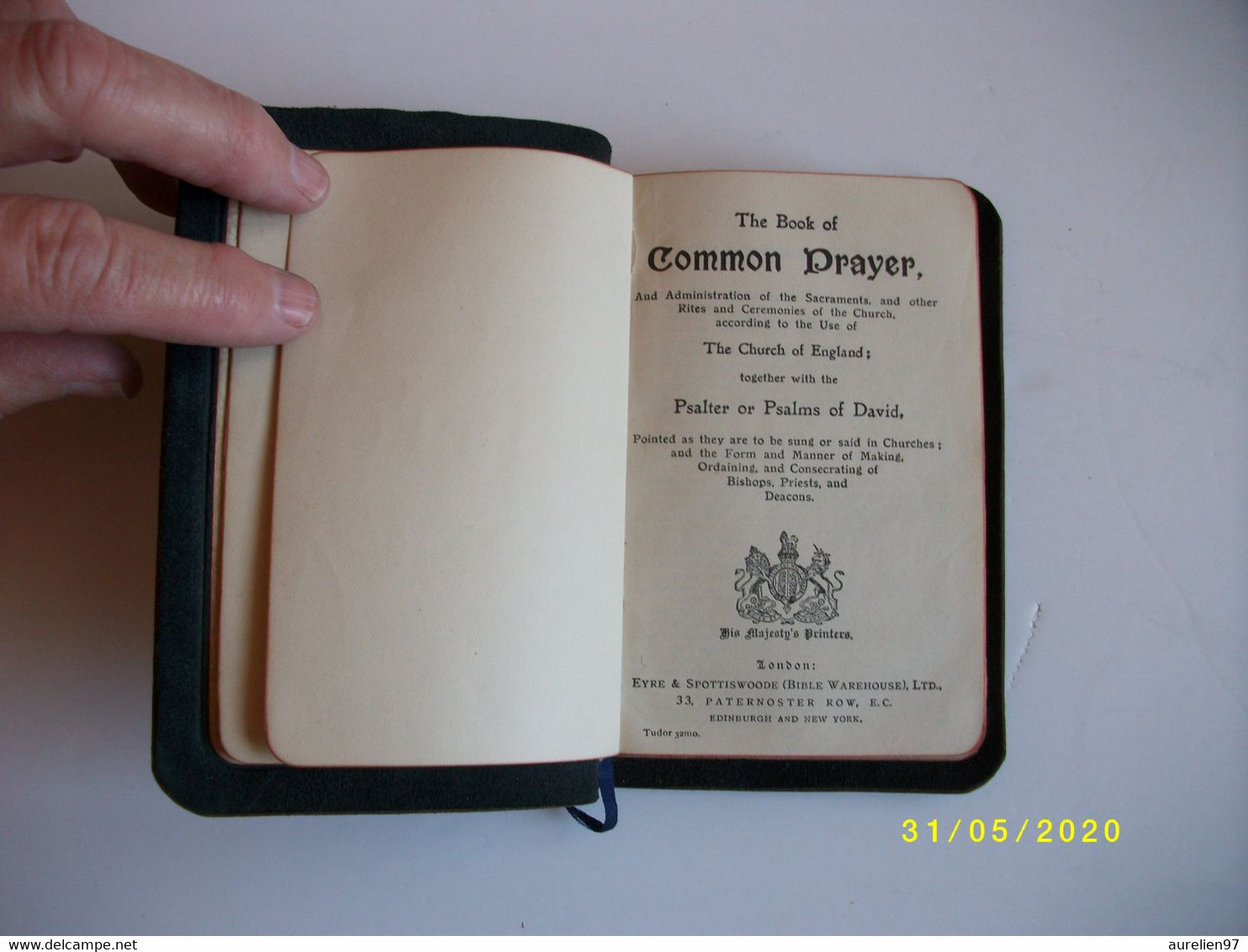 THE BOOK OF COMMON PRAYER - Christianity, Bibles