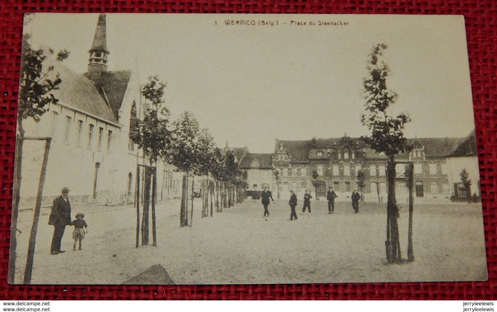 WERVIK -  WERVICQ  -   Steenackerplaats En Ziekenhuis  -  Place Du Steenacker Et Hôpital - Wervik