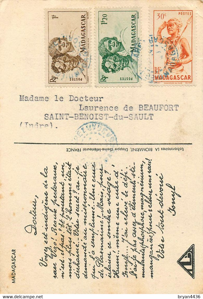 MADAGASCAR - De MADAGASCAR Vers FRANCE - 1949 - AFFRANCHISSEMENT Par TROIS TIMBRES - Sur CPA ETHNIQUE - Lettres & Documents