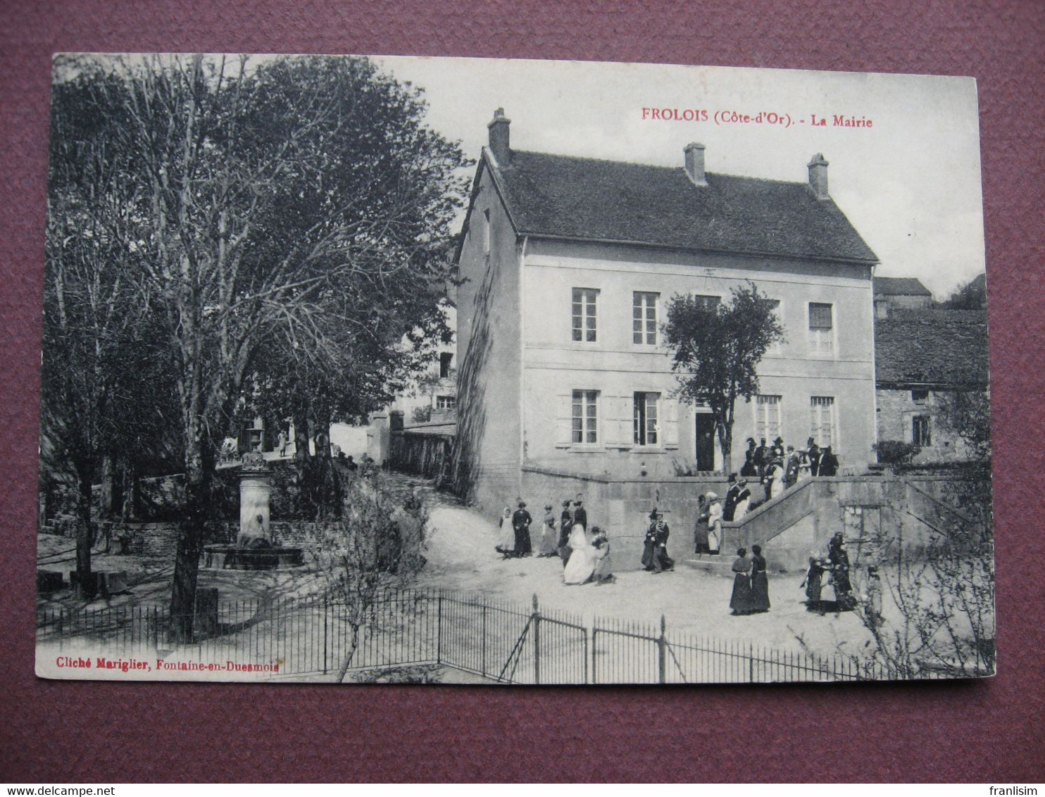 CPA 21 FROLOIS La Mairie ANIMEE  Avec MARIAGE Sortie De La Mariée 1916 Canton MONTBARD - Andere & Zonder Classificatie