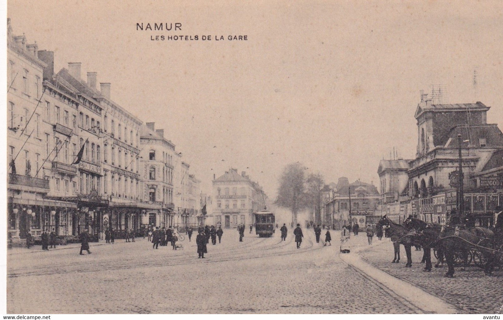 NAMUR / LA GARE / LES HOTELS / TRAM - Namur