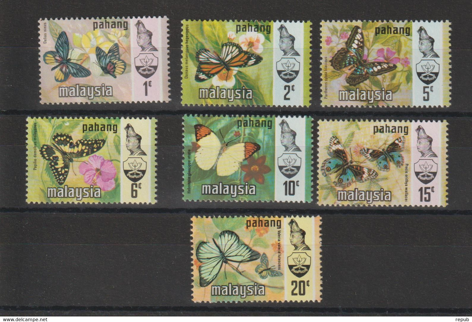 Malaysia  Pahang 1971 Papillons 80-86 7 Val ** MNH - Malasia (1964-...)